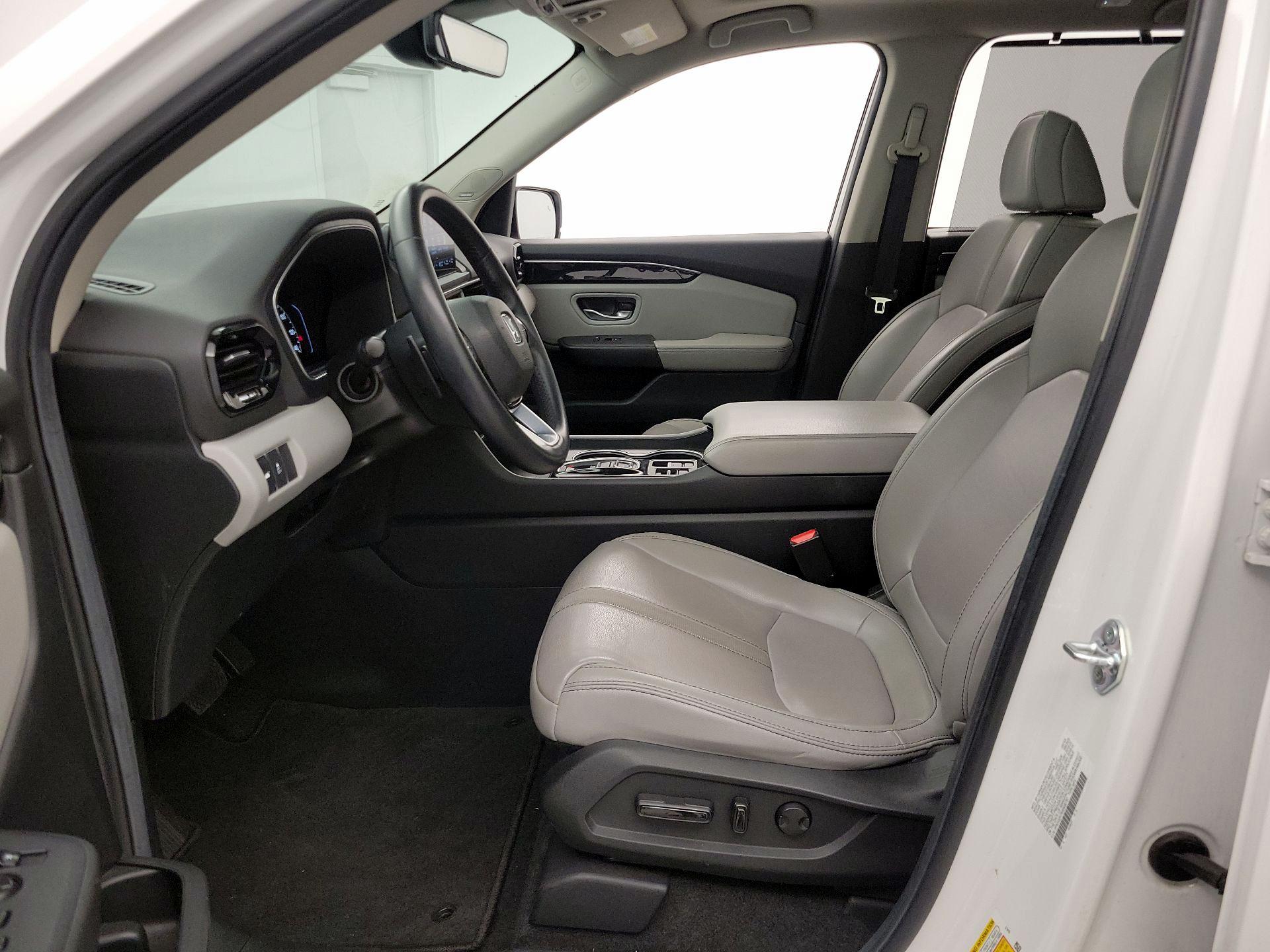 Thumbnail: 2025 Honda Pilot - 11