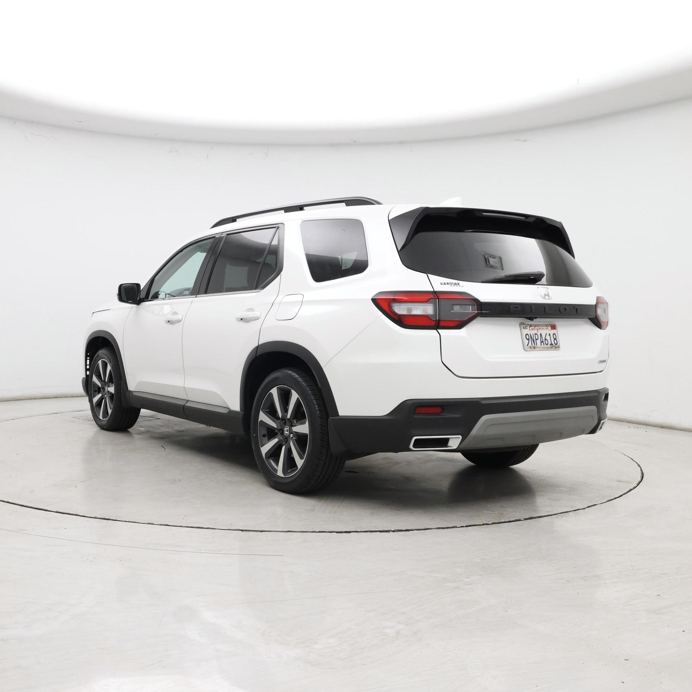 Thumbnail: 2025 Honda Pilot - 2