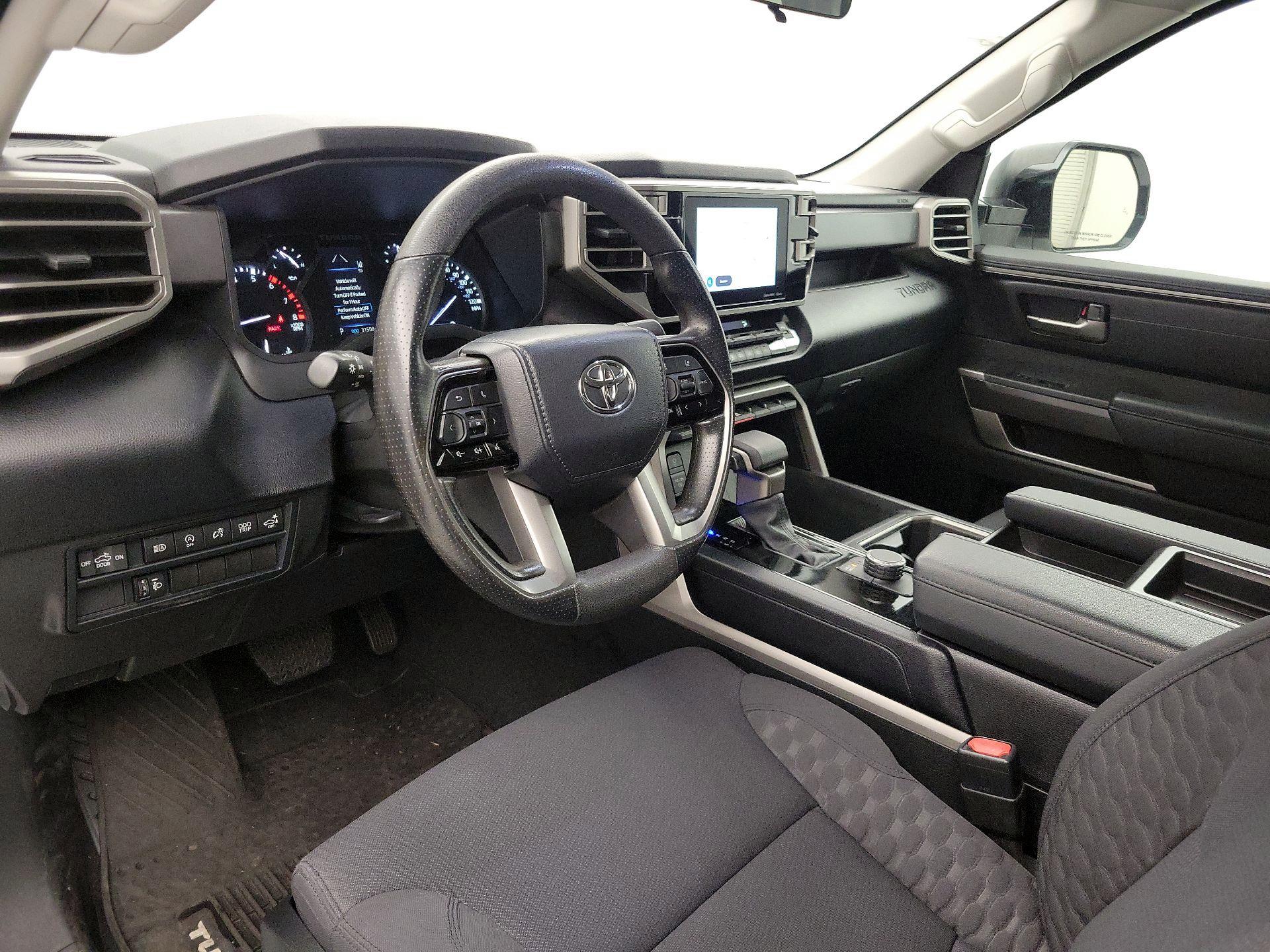 Thumbnail: 2022 Toyota Tundra - 9