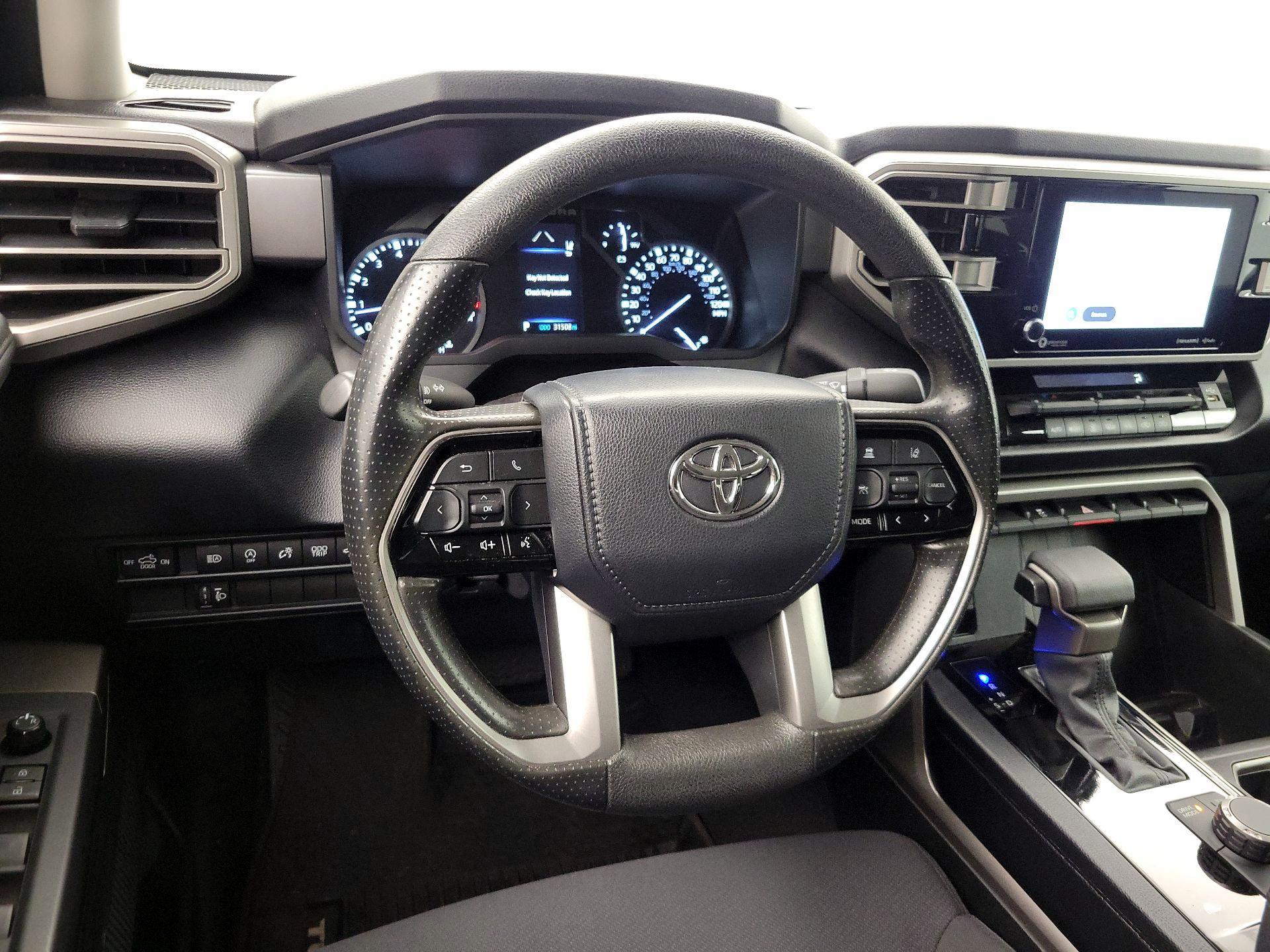 Thumbnail: 2022 Toyota Tundra - 10