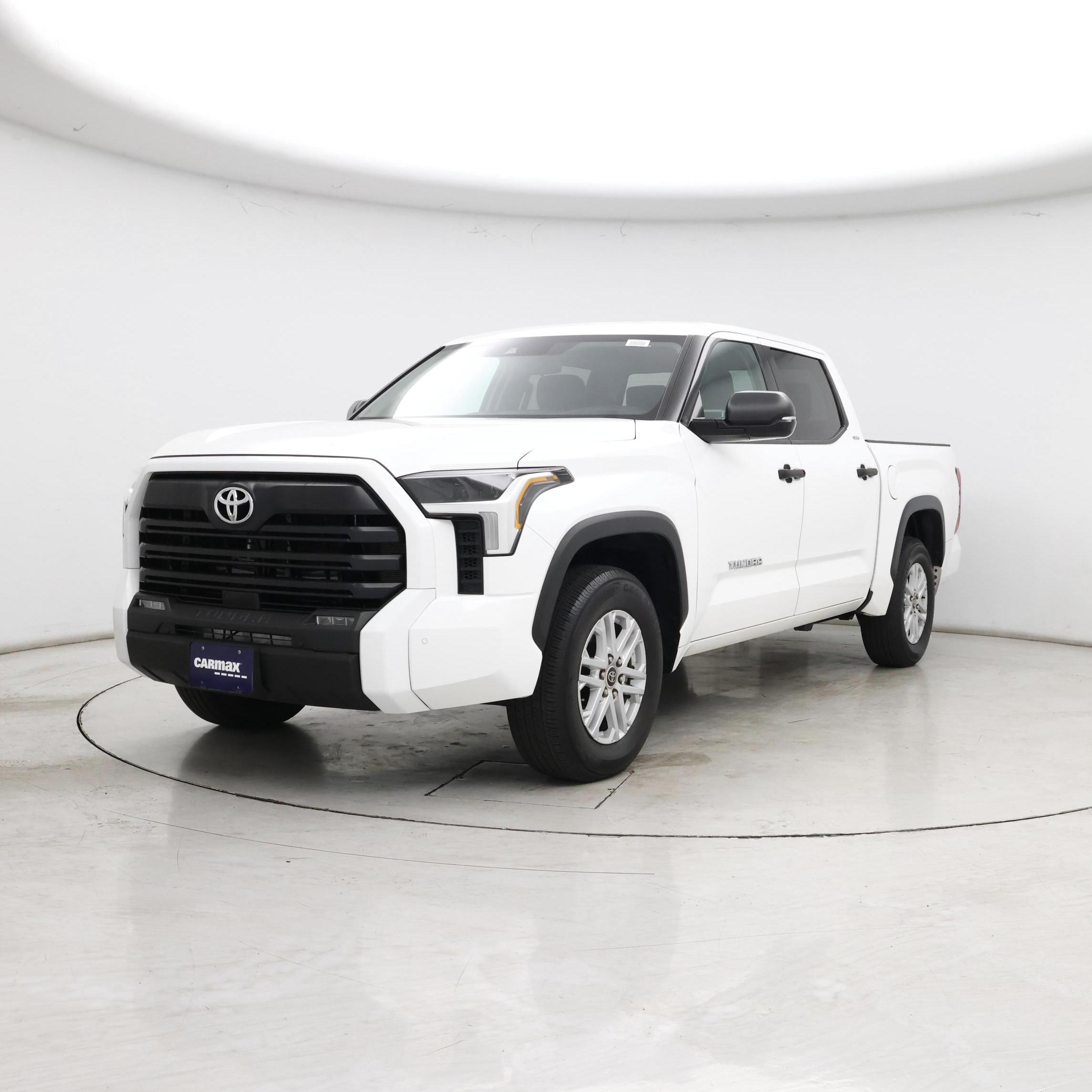 Thumbnail: 2022 Toyota Tundra - 4