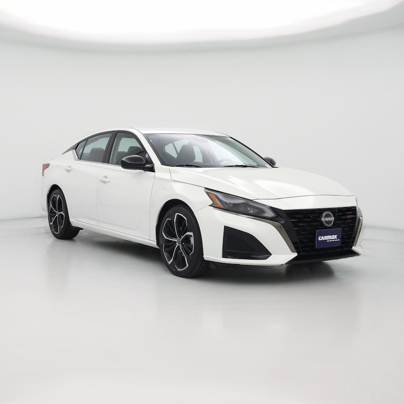 2024 Nissan Altima SR