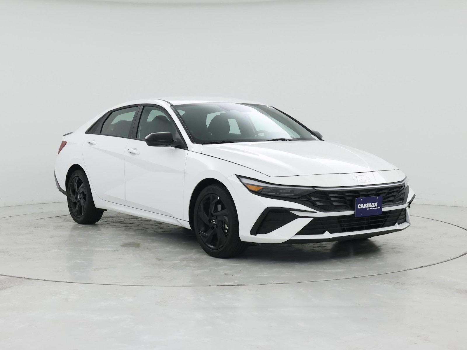 2026 Hyundai Elantra SEL Sport - Photo 2