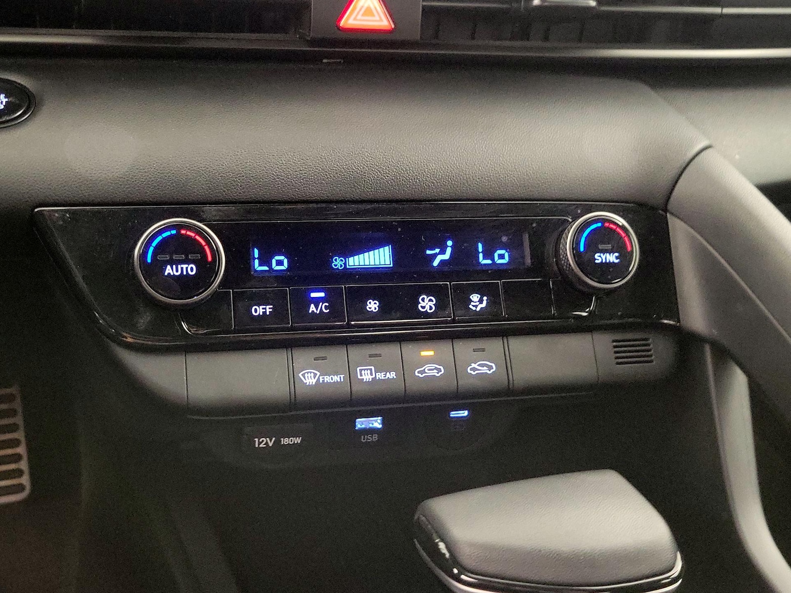 2026 Hyundai Elantra SEL Sport - Photo 17