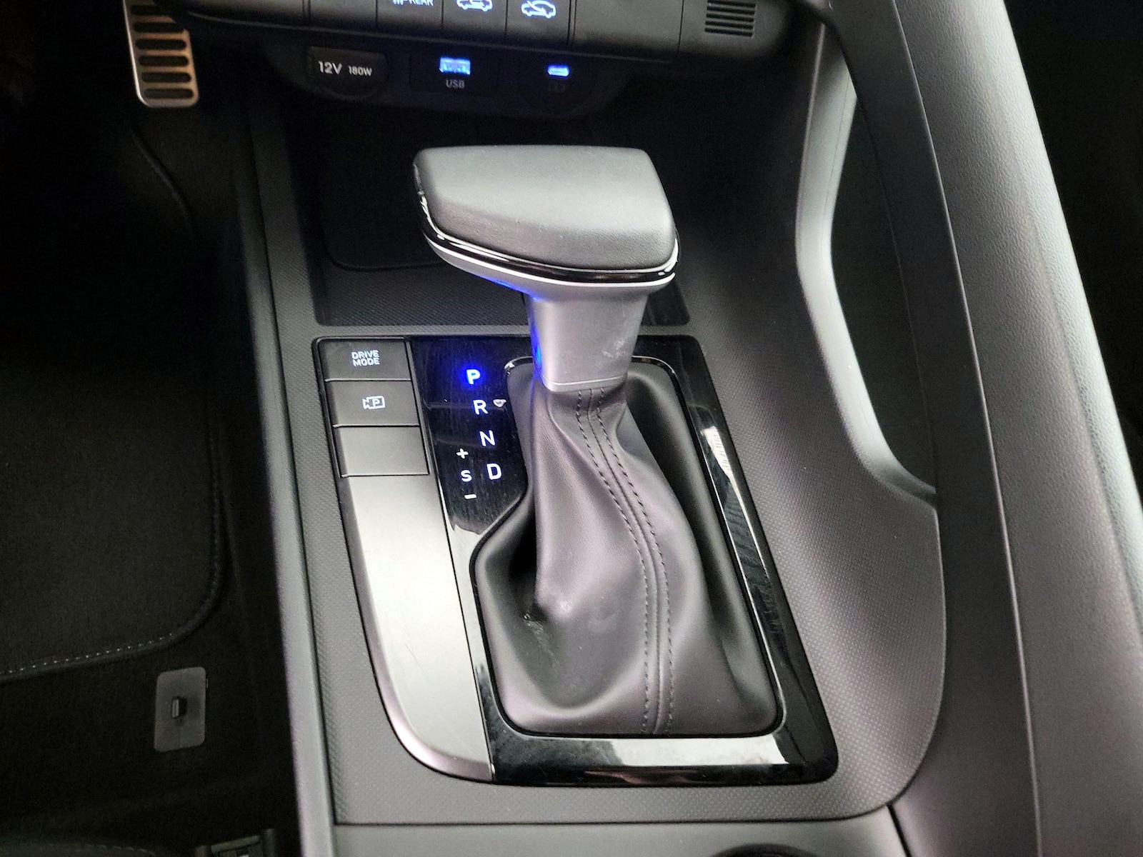 2026 Hyundai Elantra SEL Sport - Photo 18