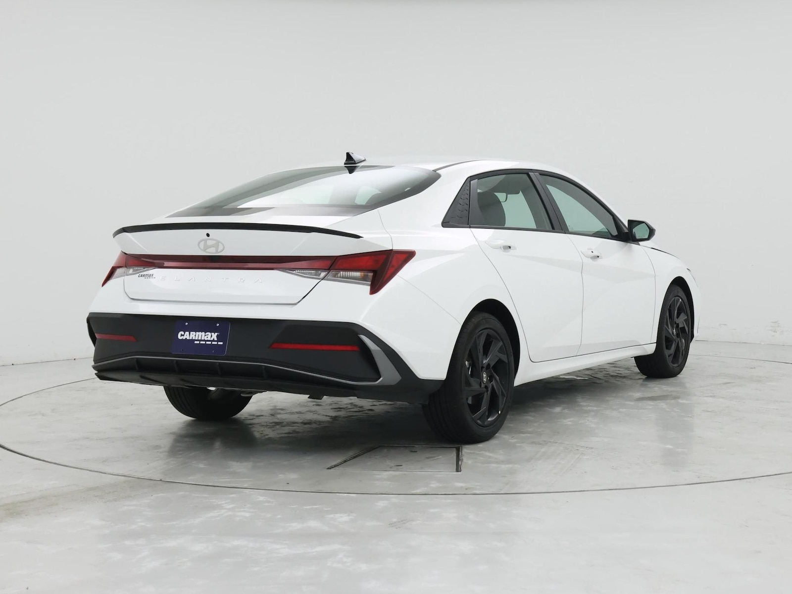 2026 Hyundai Elantra SEL Sport - Photo 9