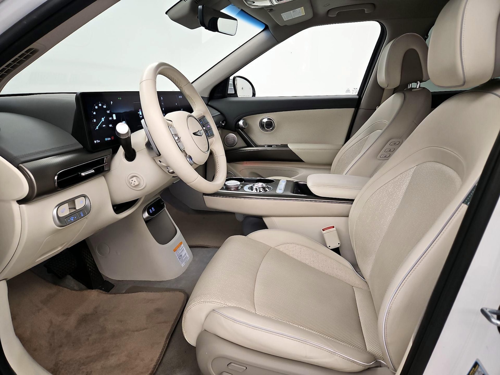 Front Seat Heaters & A/C Seat(s)