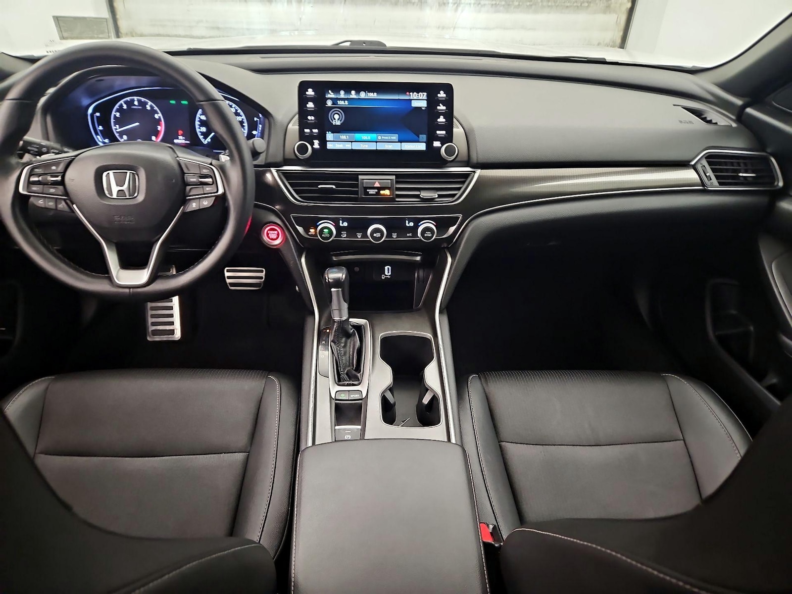 Apple CarPlay® & Android Auto™
