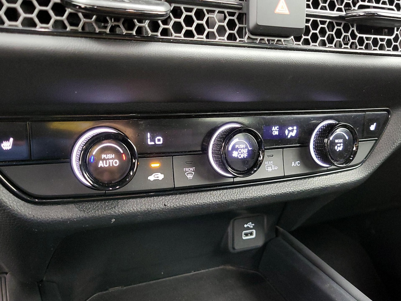 2024 Honda HR-V Sport - Photo 17