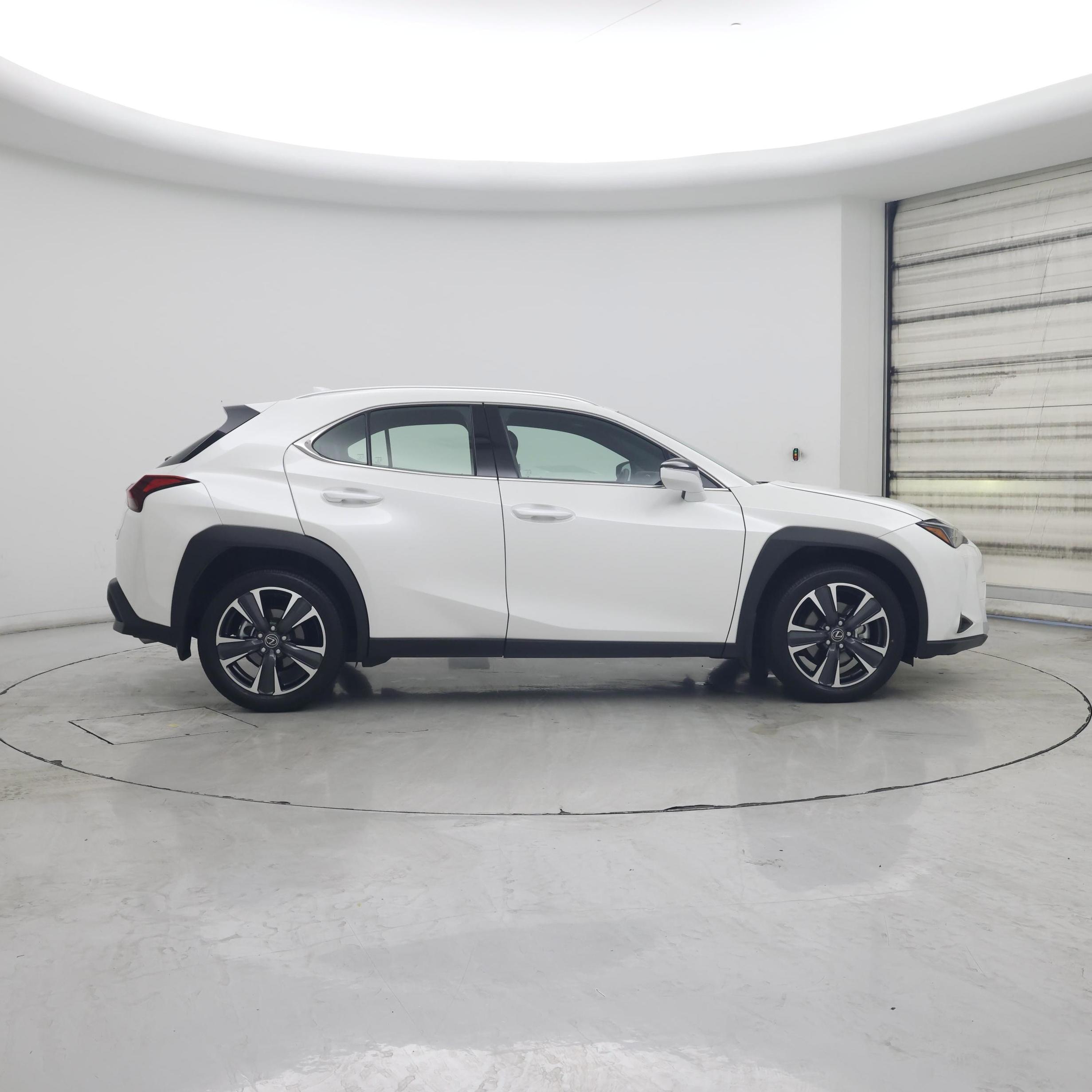 Thumbnail: 2025 Lexus UX - 7