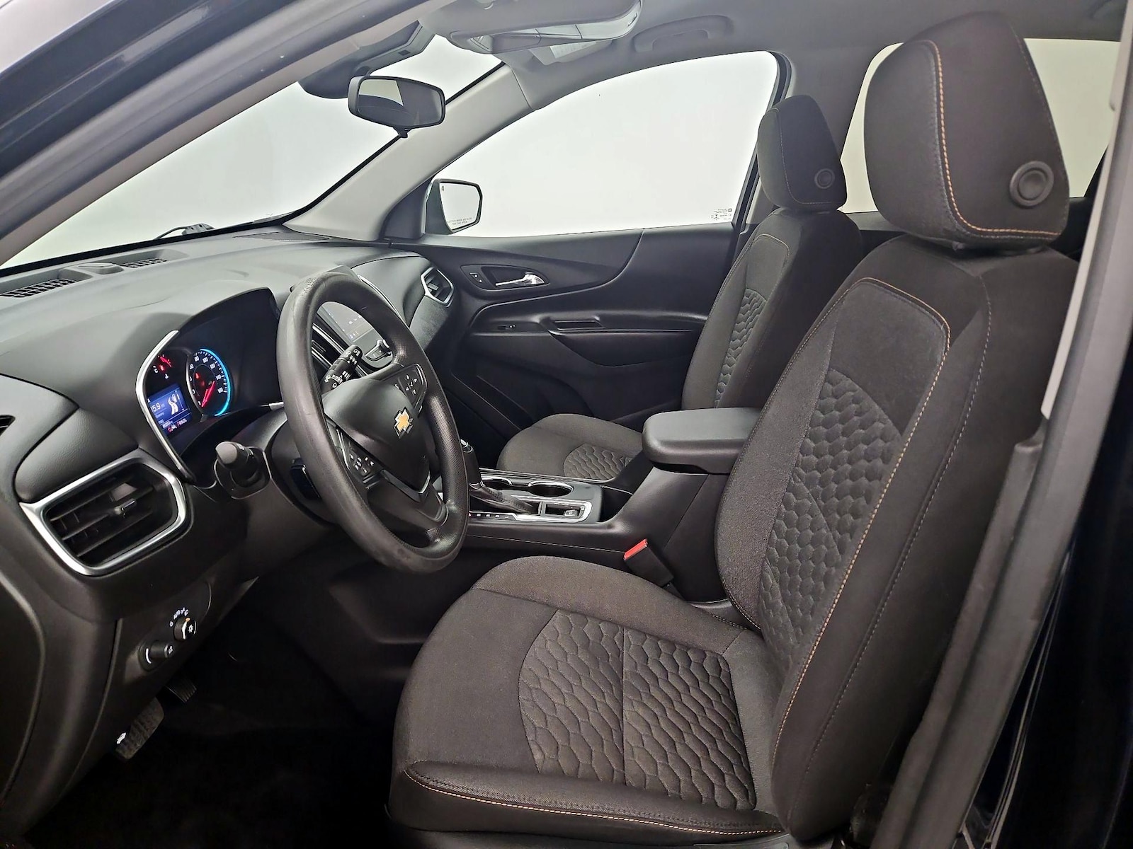 2020 Chevrolet Equinox LT - Photo 12