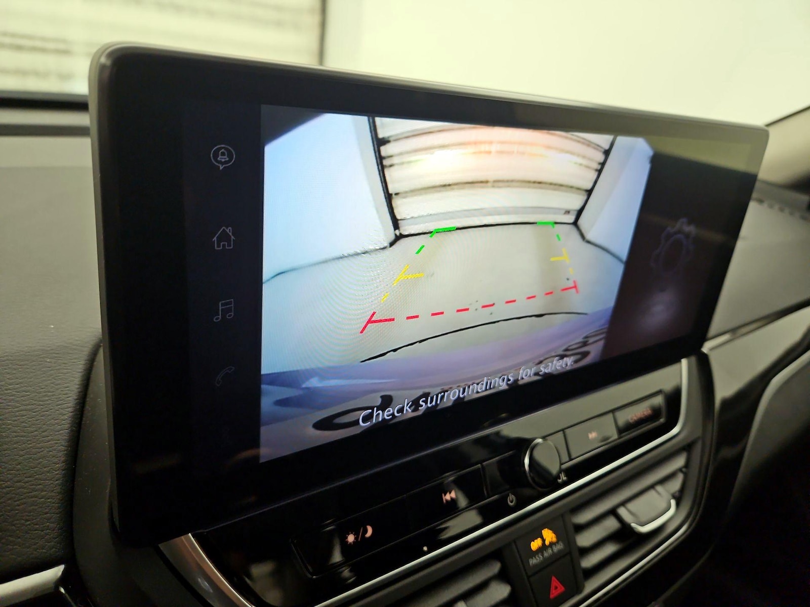 2025 Nissan Altima SR - Photo 6