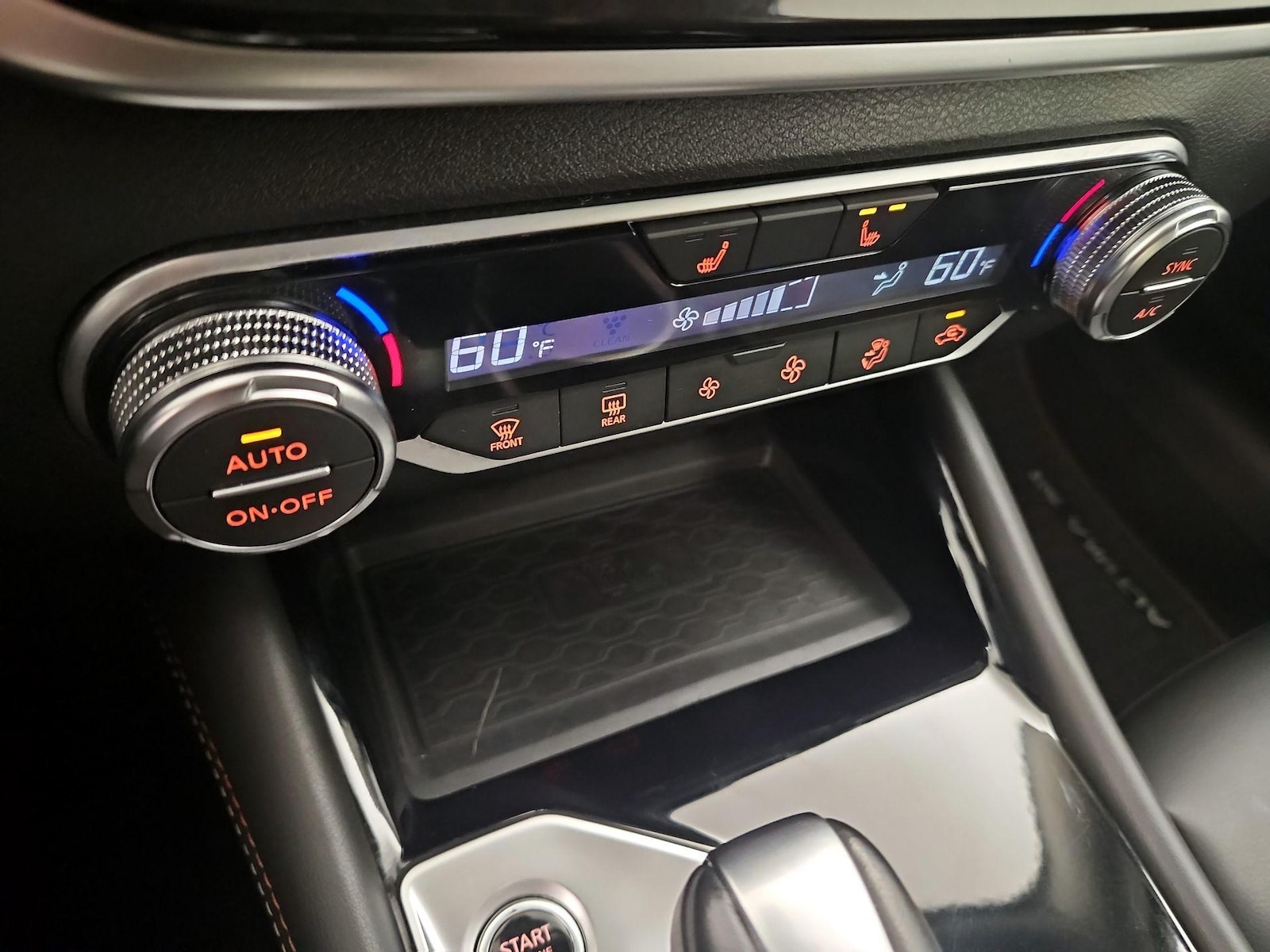 2025 Nissan Altima SR - Photo 8