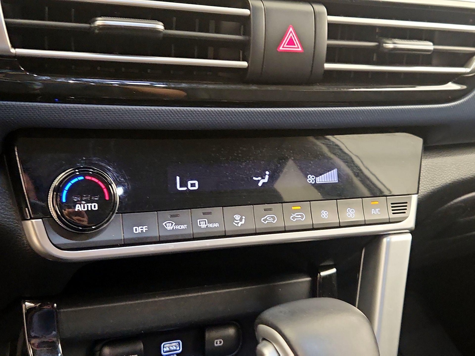 2023 Kia Seltos S - Photo 18