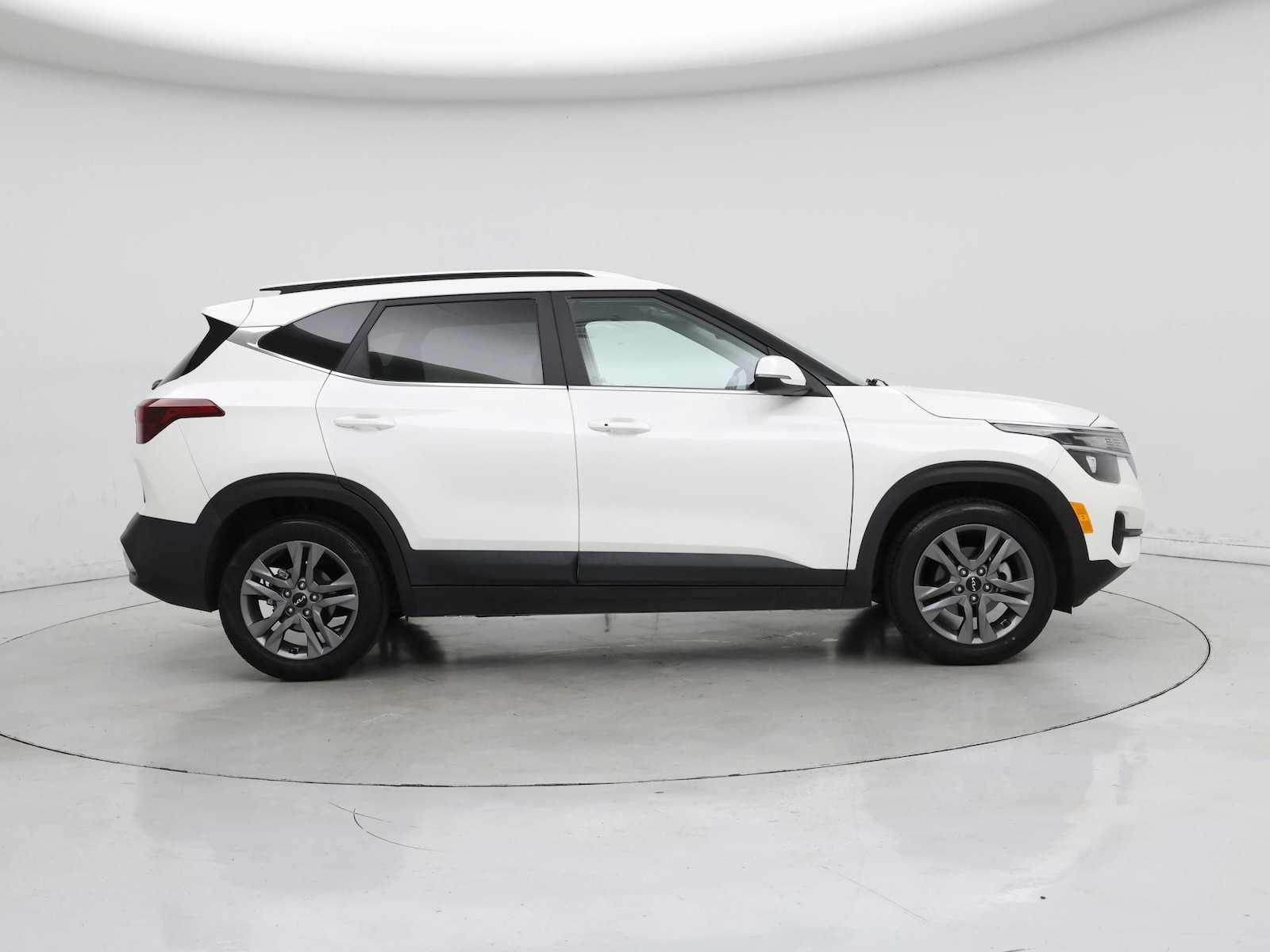 2023 Kia Seltos S - Photo 8