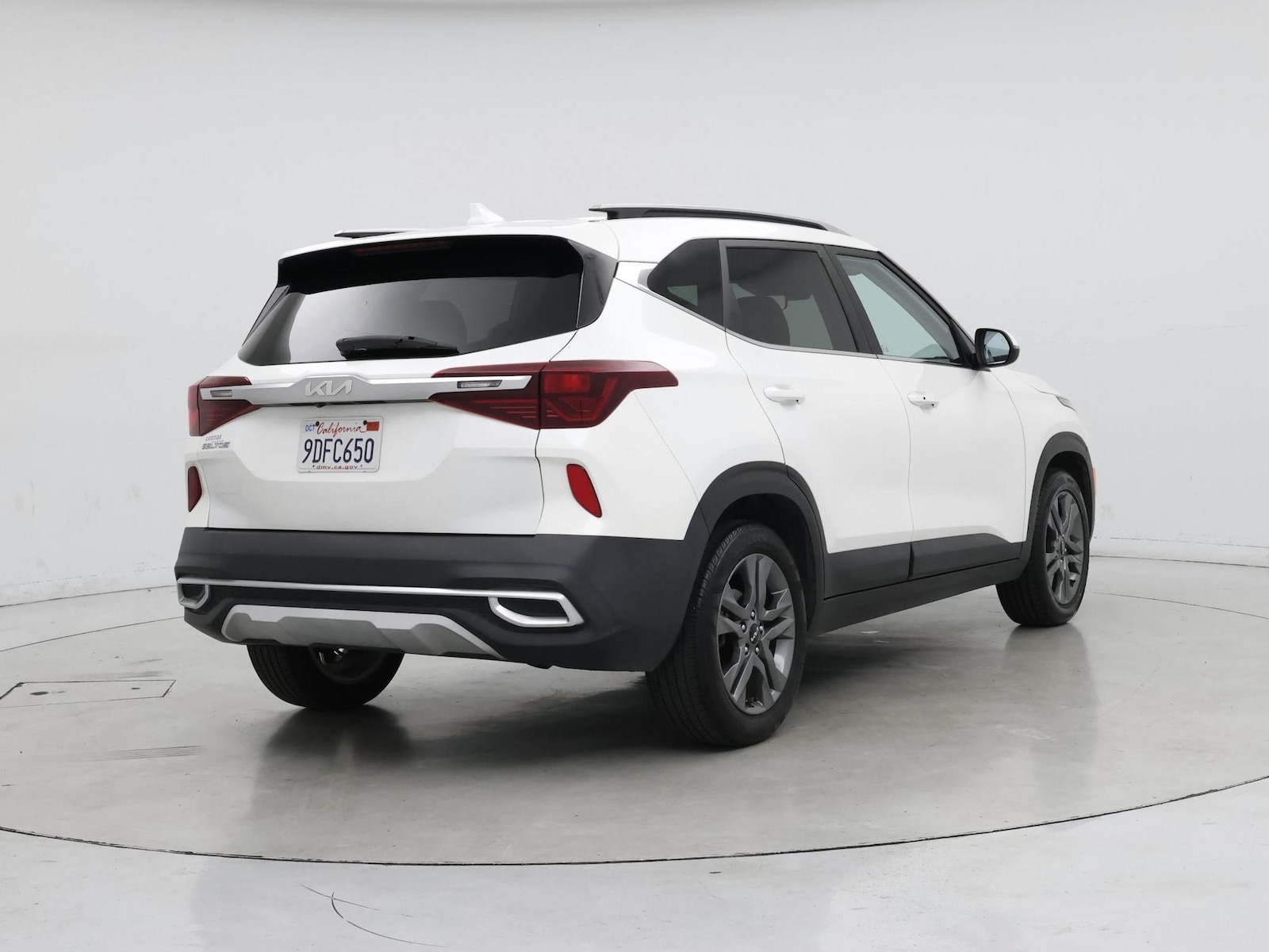 2023 Kia Seltos S - Photo 9