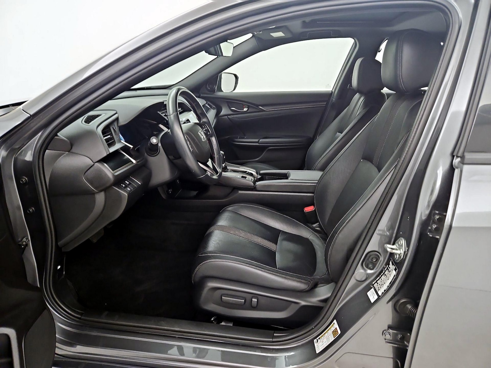 2020 Honda Civic Hatchback EX-L - Photo 12
