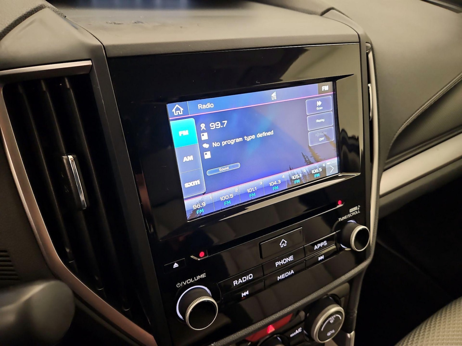 2023 Subaru Forester Premium - Photo 16