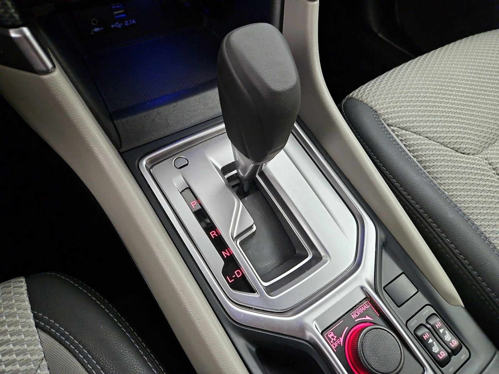 2023 Subaru Forester Premium - Photo 18