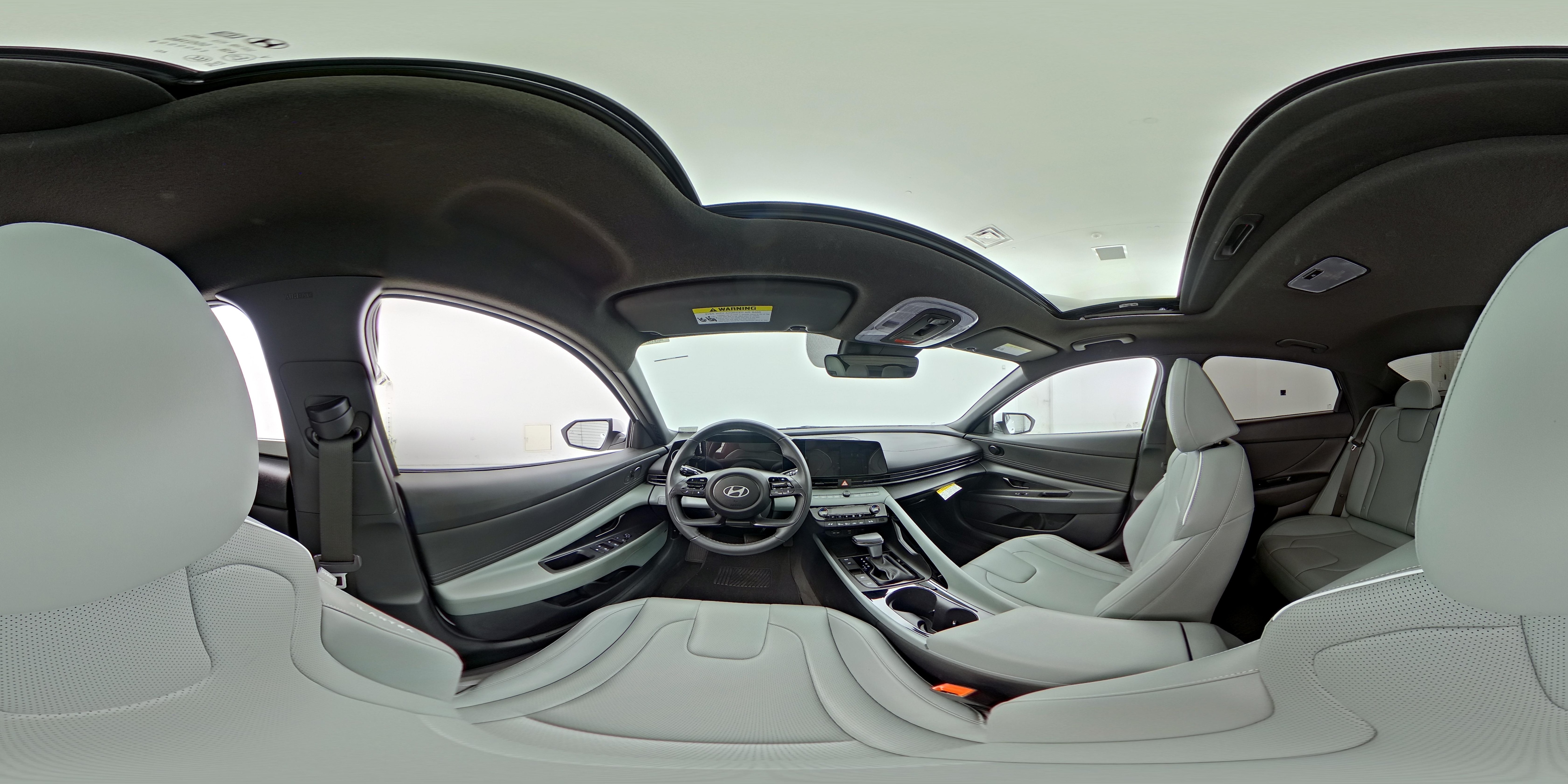 2025 Hyundai Elantra Limited - Photo 28