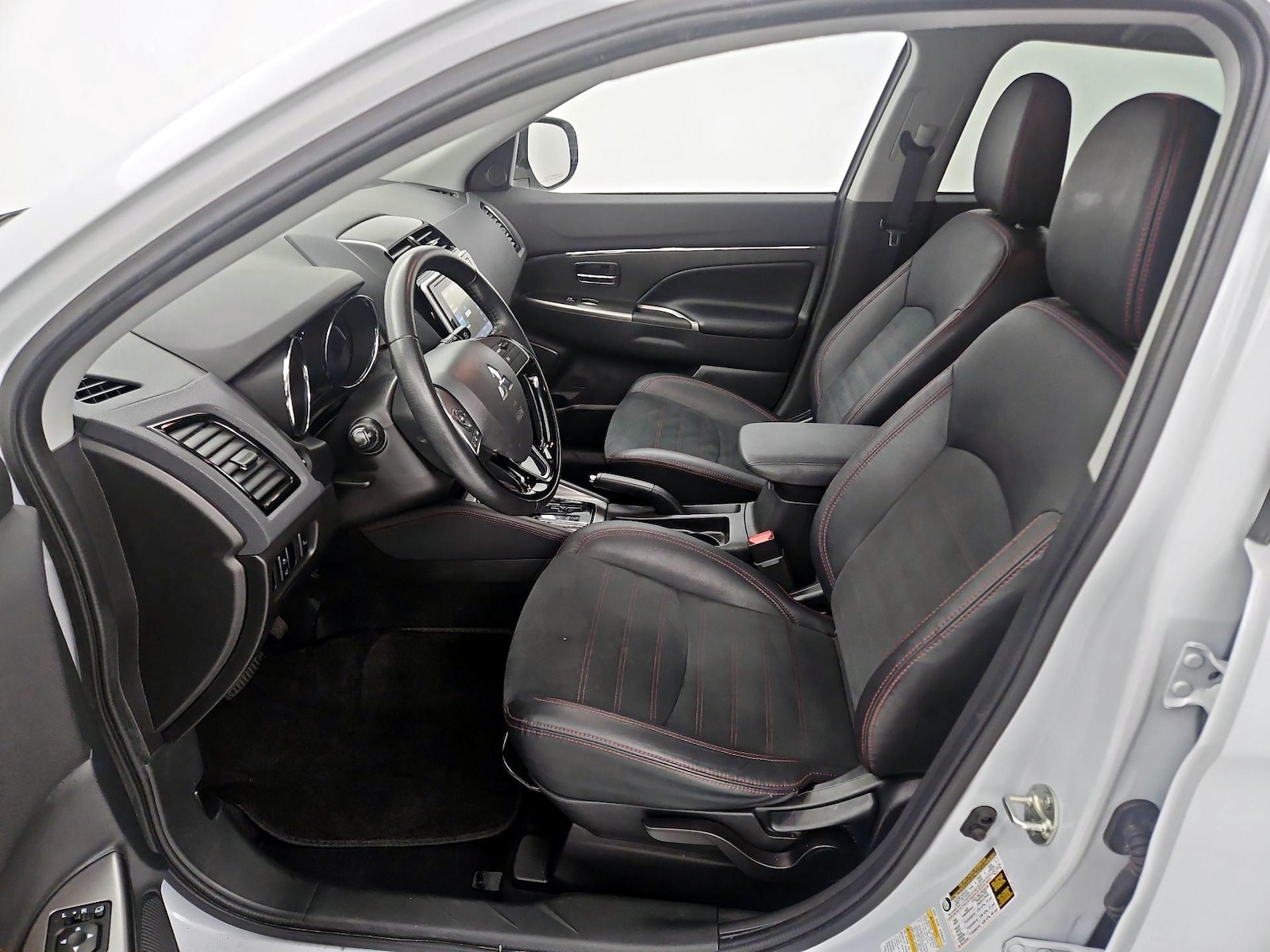 2022 Mitsubishi Outlander Sport SE - Photo 12