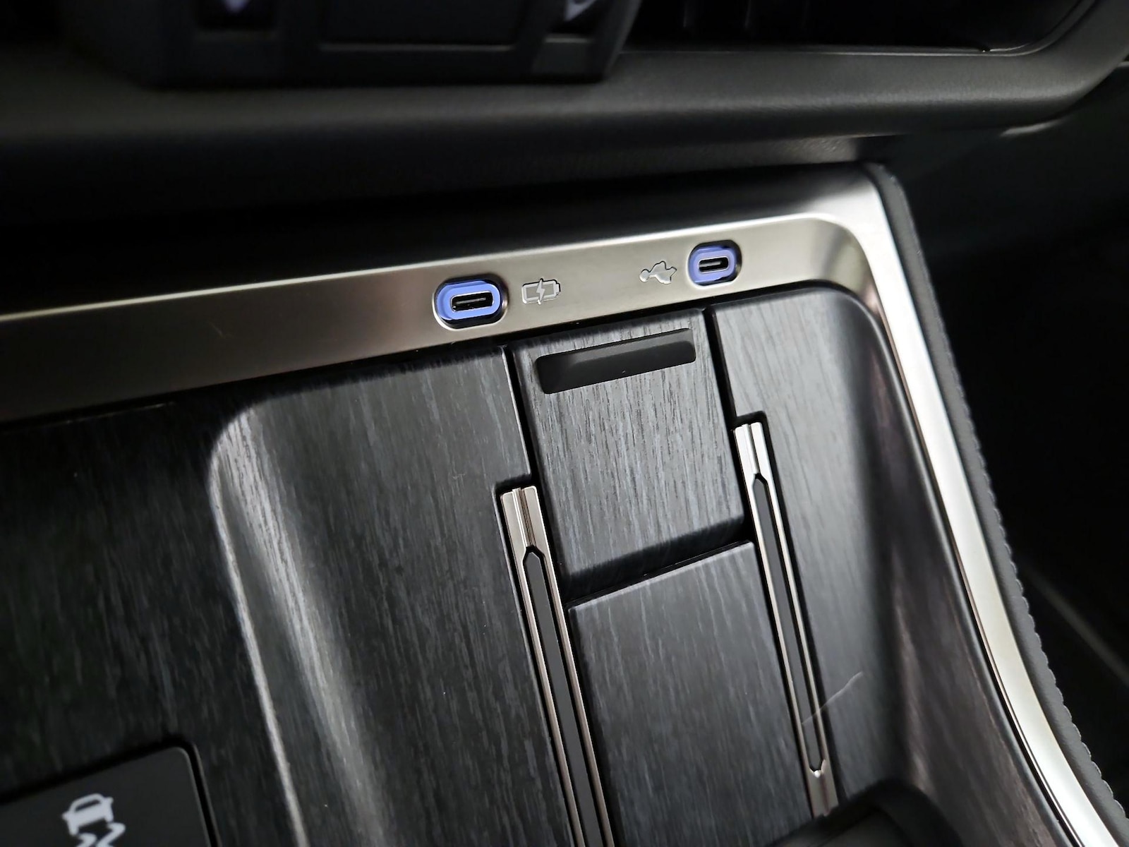 2025 Lexus GX Premium+ - Photo 19
