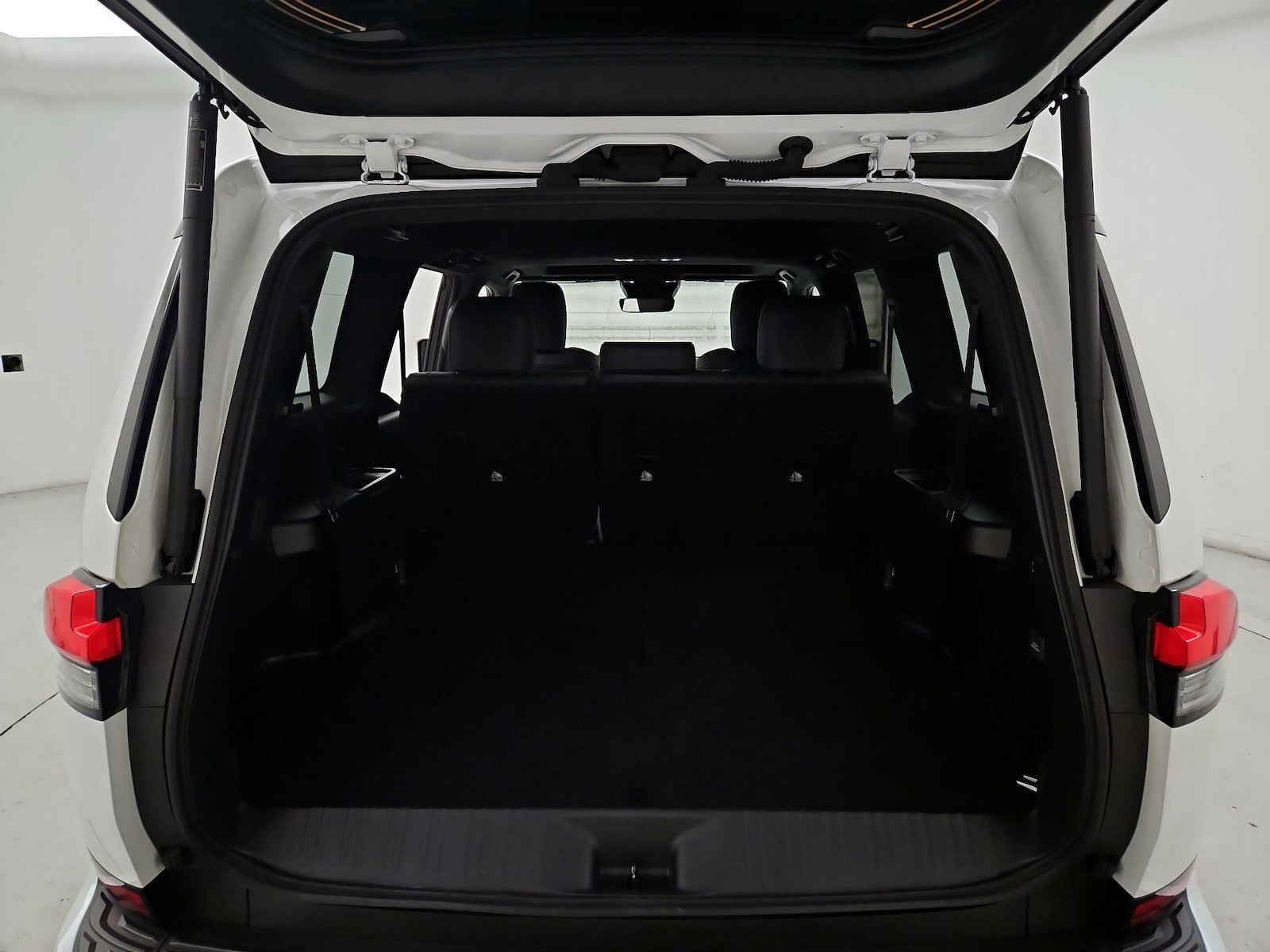 2025 Lexus GX Premium+ - Photo 24