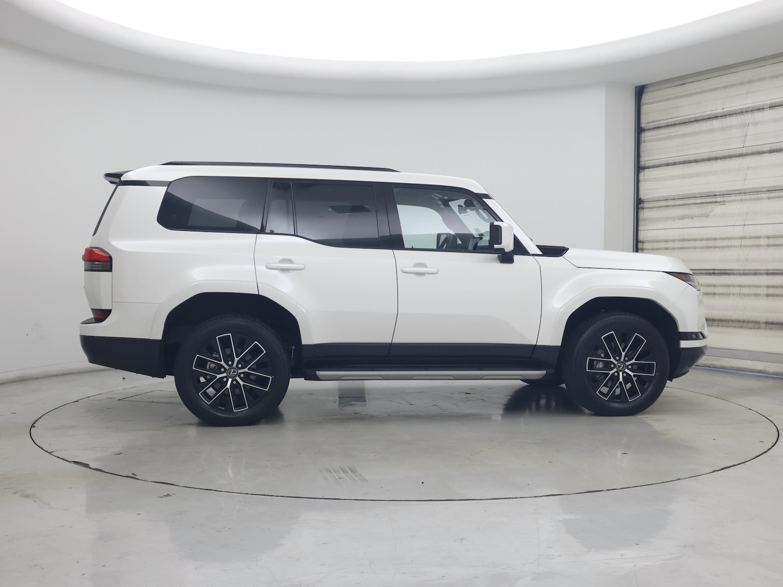 2025 Lexus GX Premium+ - Photo 8