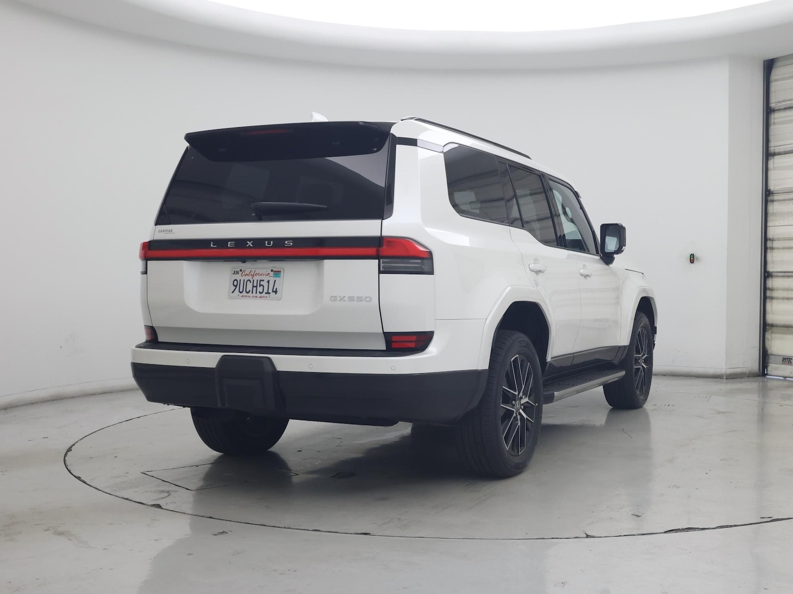 2025 Lexus GX Premium+ - Photo 9
