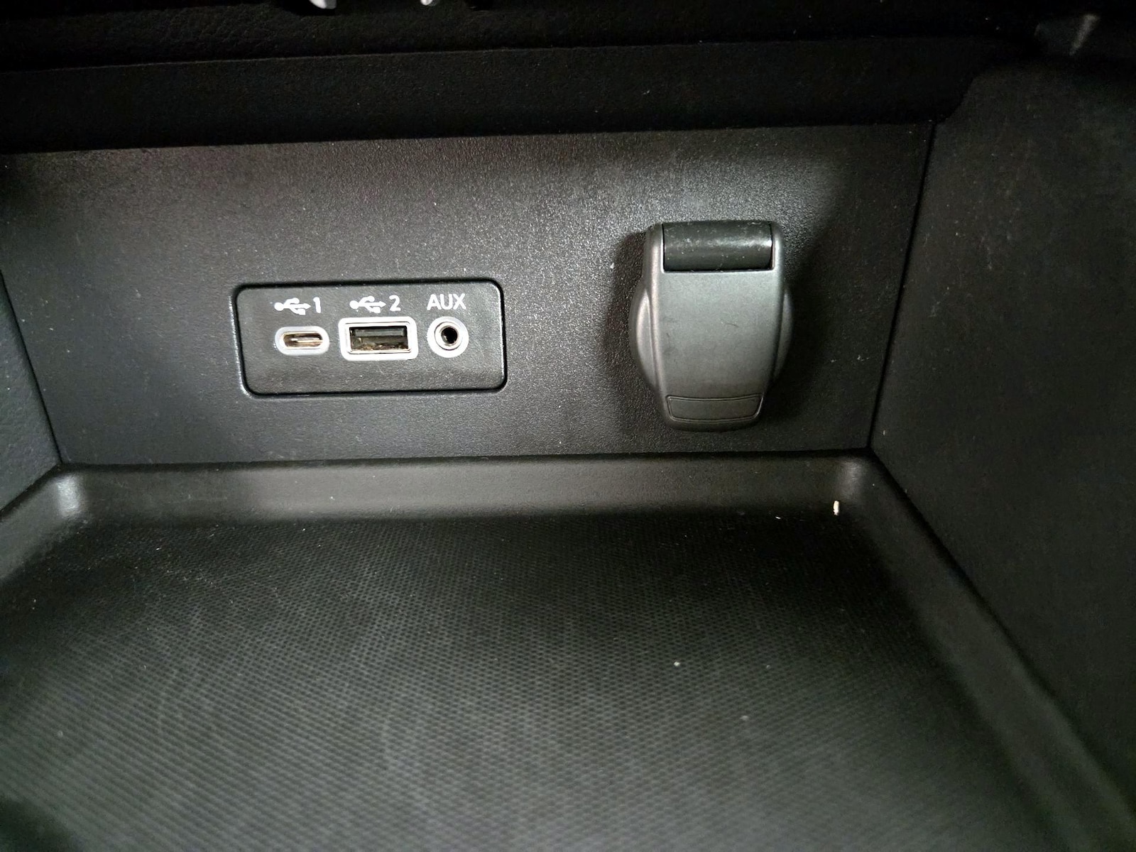 2022 Nissan Sentra SV - Photo 19