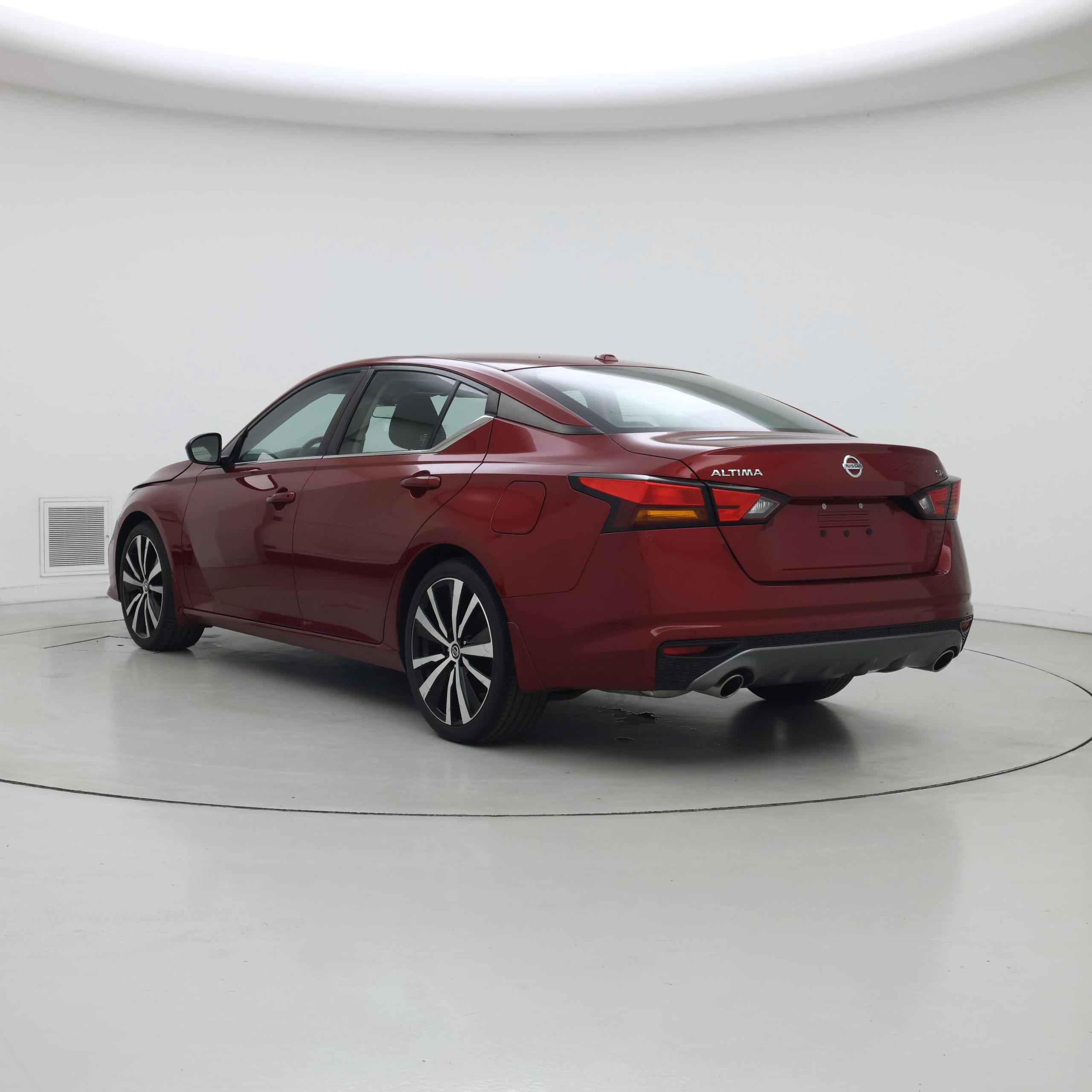 Thumbnail: 2020 Nissan Altima - 2