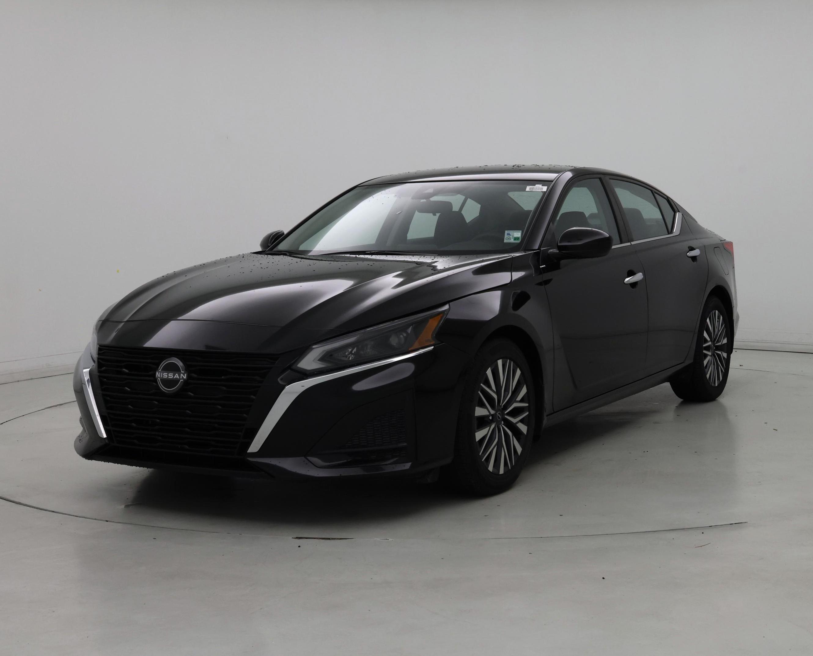 Thumbnail: 2023 Nissan Altima - 4