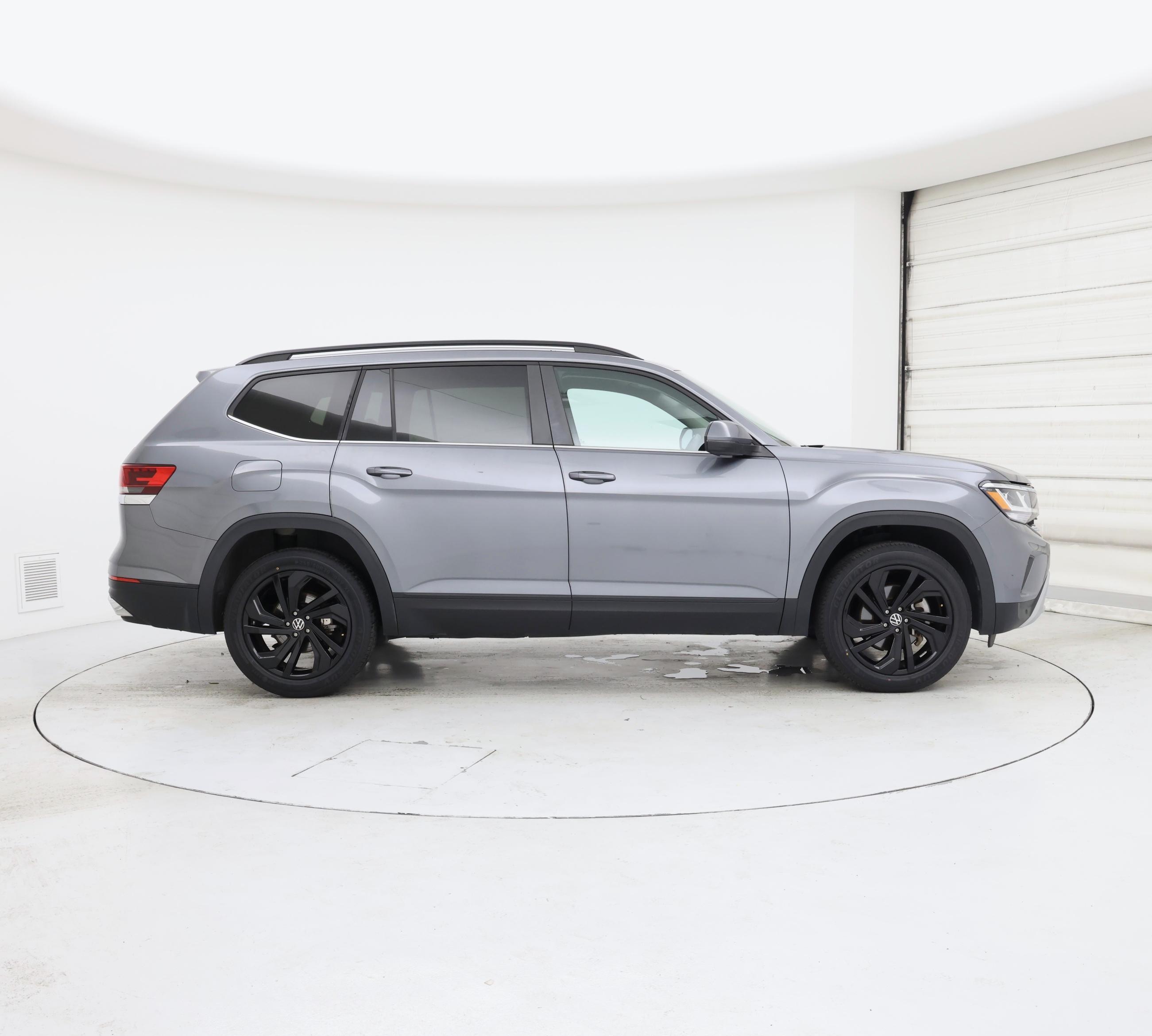Thumbnail: 2023 Volkswagen Atlas - 7
