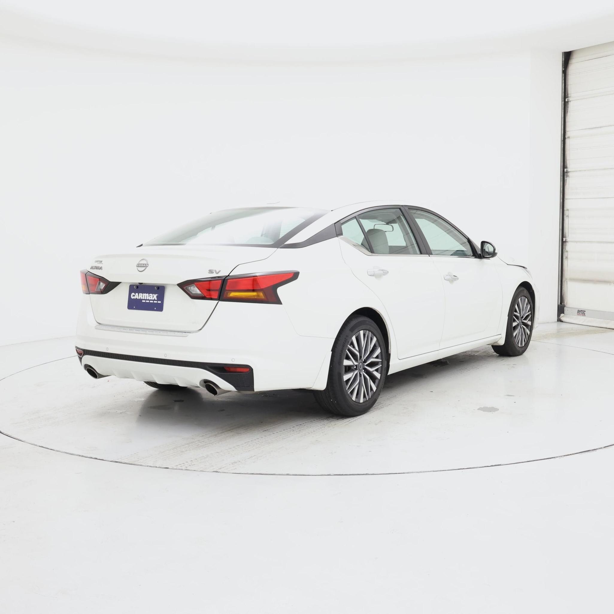 Thumbnail: 2023 Nissan Altima - 8