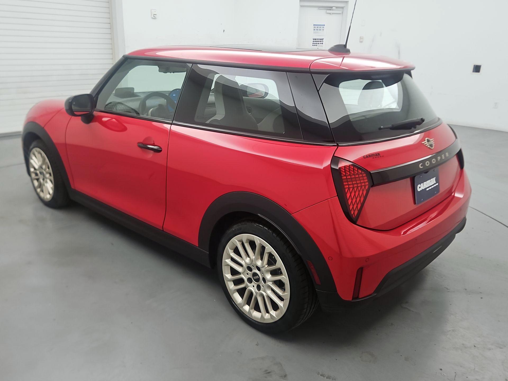 Thumbnail: 2025 MINI Cooper Hardtop - 7