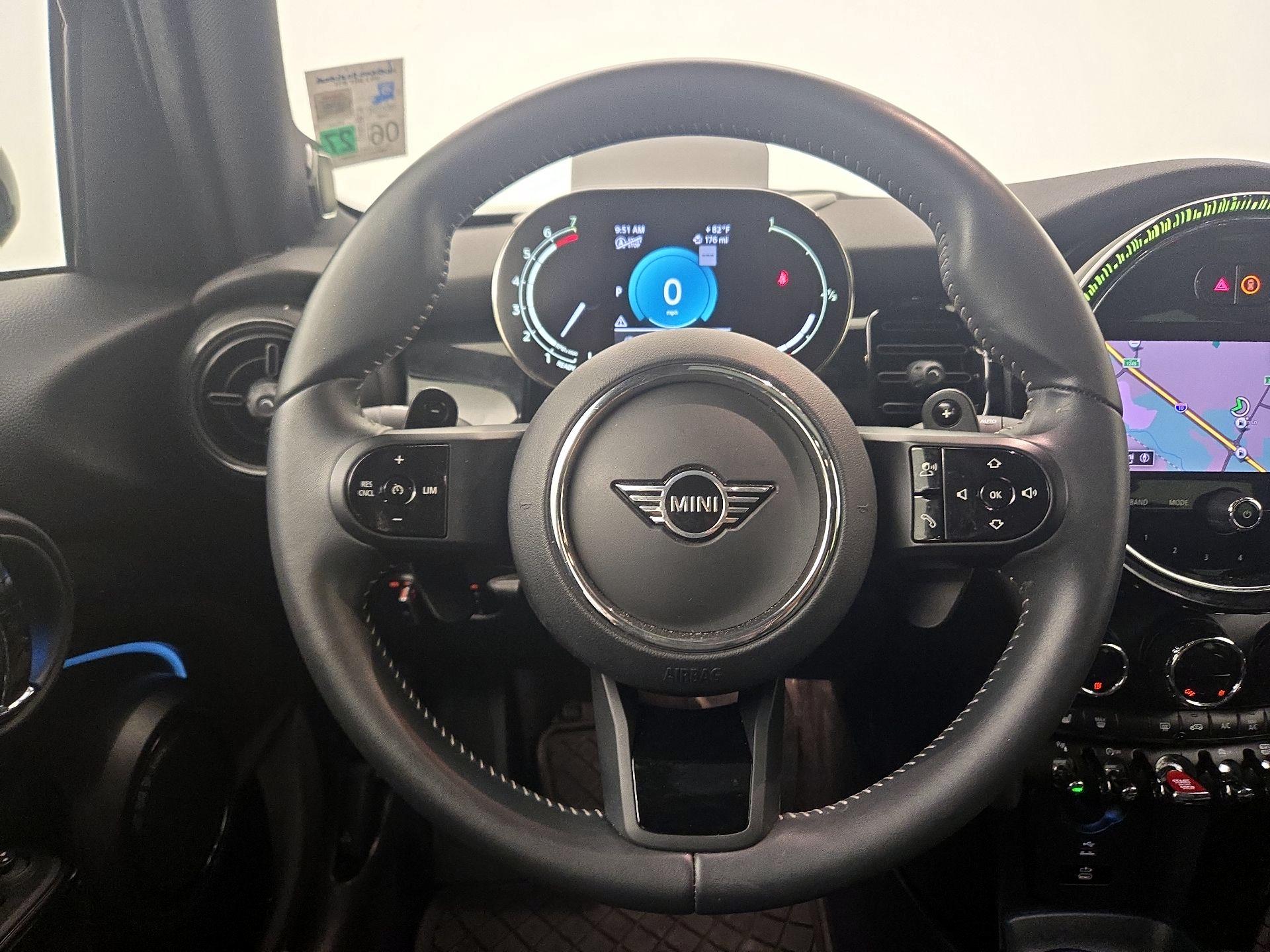 Thumbnail: 2024 MINI Cooper Hardtop - 10