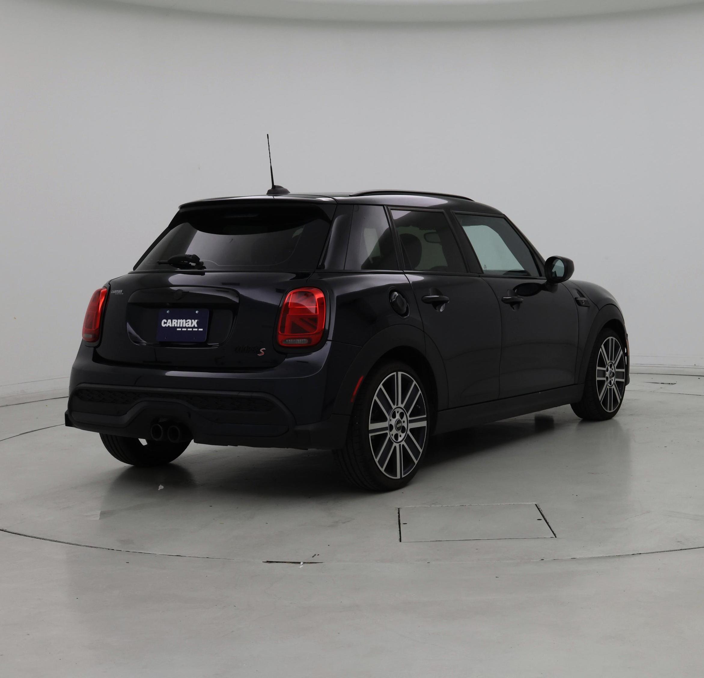 Thumbnail: 2024 MINI Cooper Hardtop - 8
