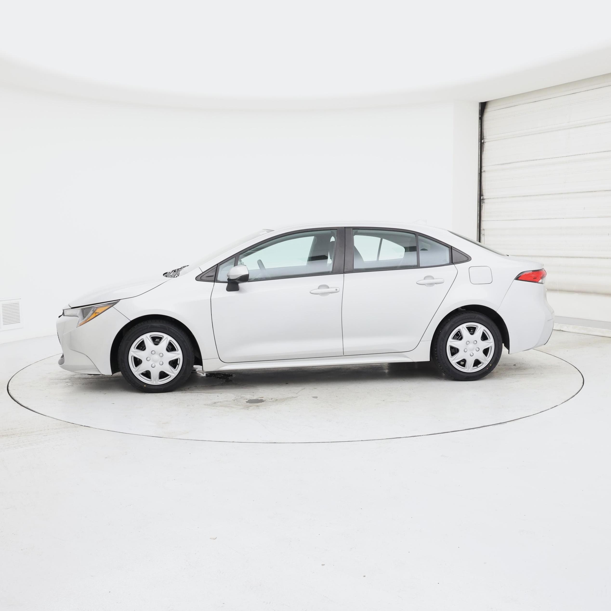 Thumbnail: 2021 Toyota Corolla - 3