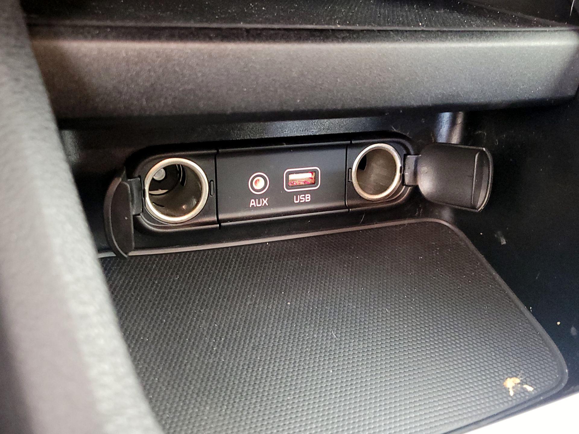 Thumbnail: 2021 Kia Forte - 18