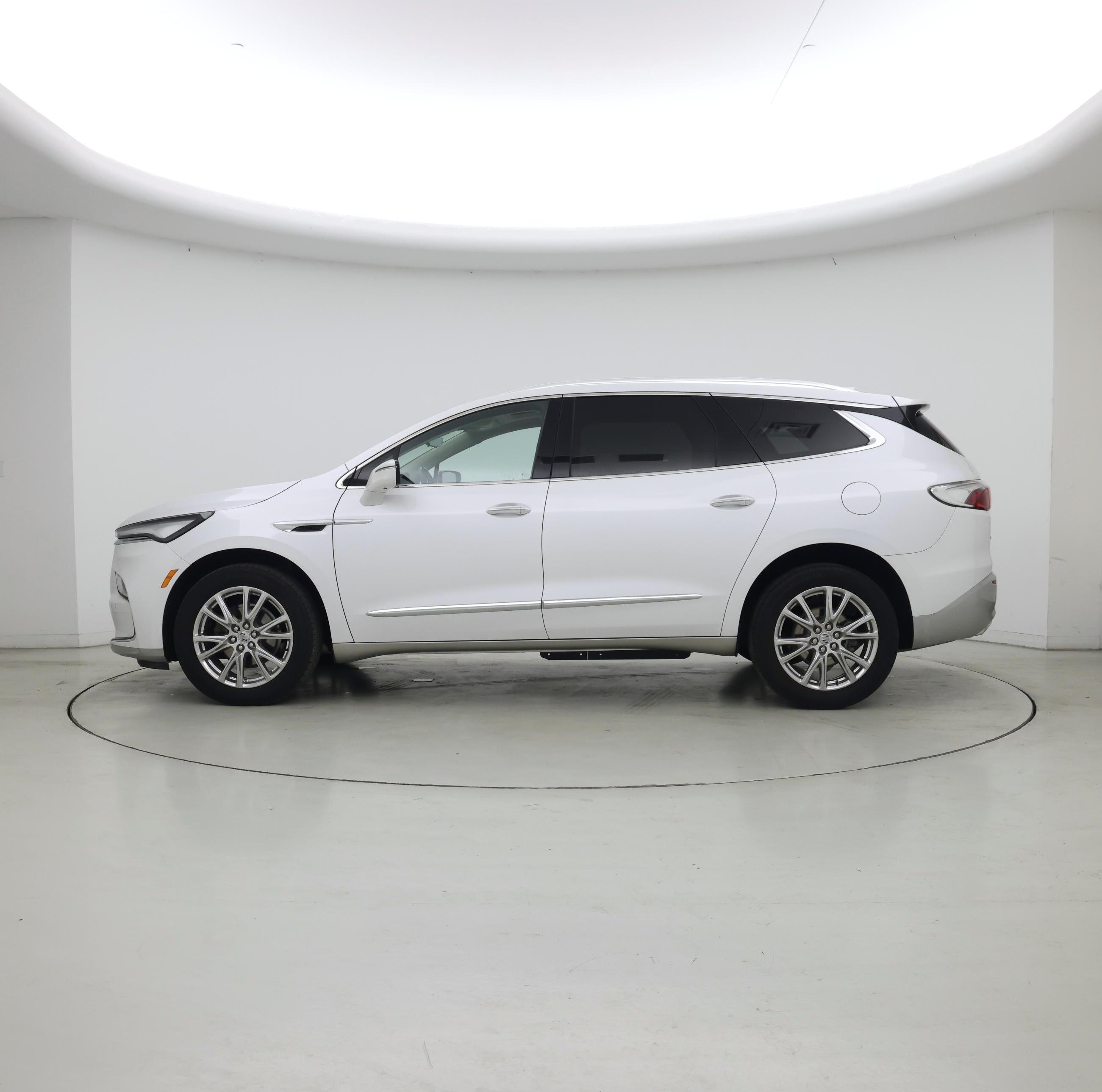 Thumbnail: 2023 Buick Enclave - 3