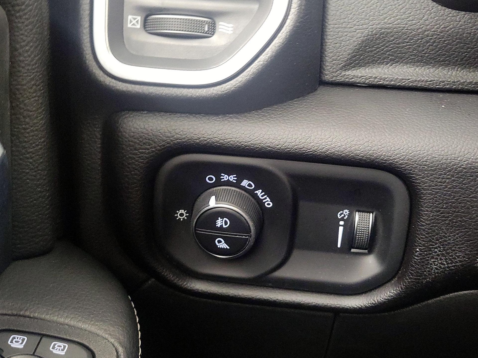 2025 RAM Ram 2500 Pickup Big Horn - Photo 14
