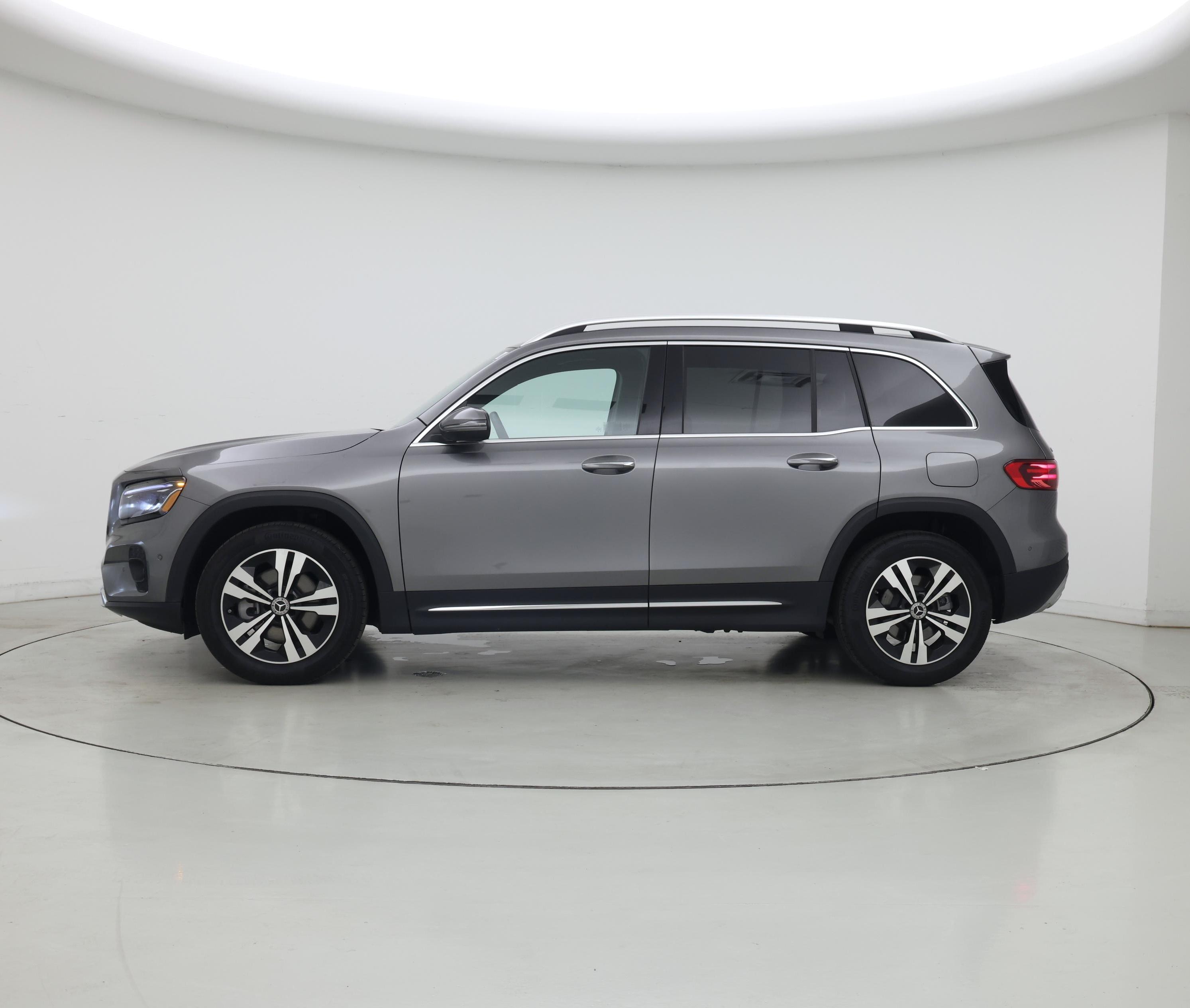 Thumbnail: 2025 Mercedes-Benz GLB - 3