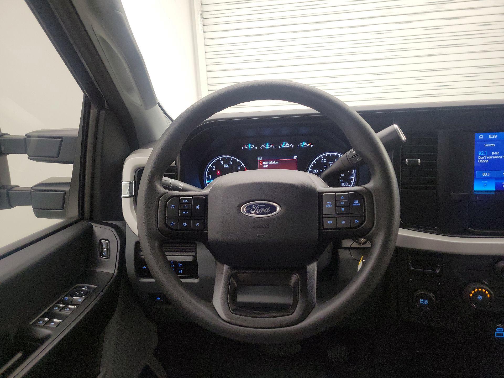 Thumbnail: 2025 Ford F-250 - 10