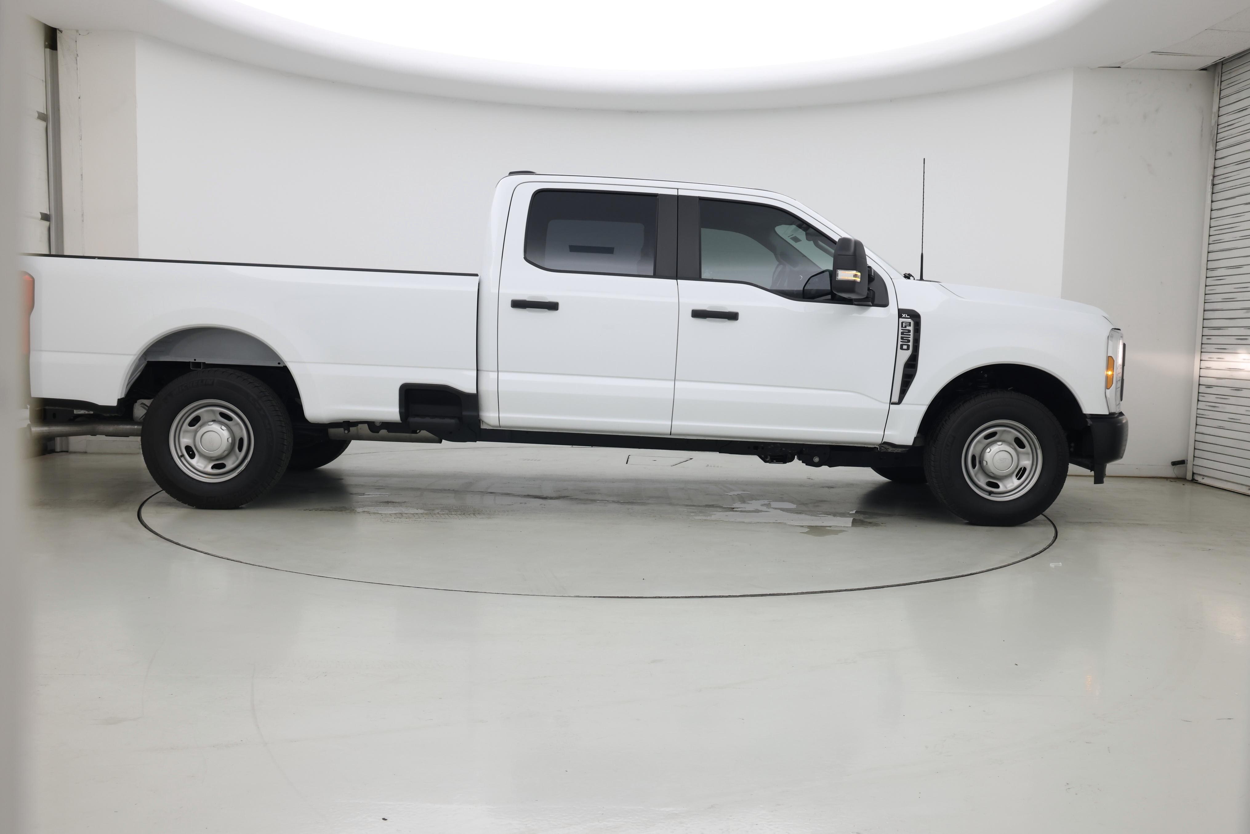 Thumbnail: 2025 Ford F-250 - 7