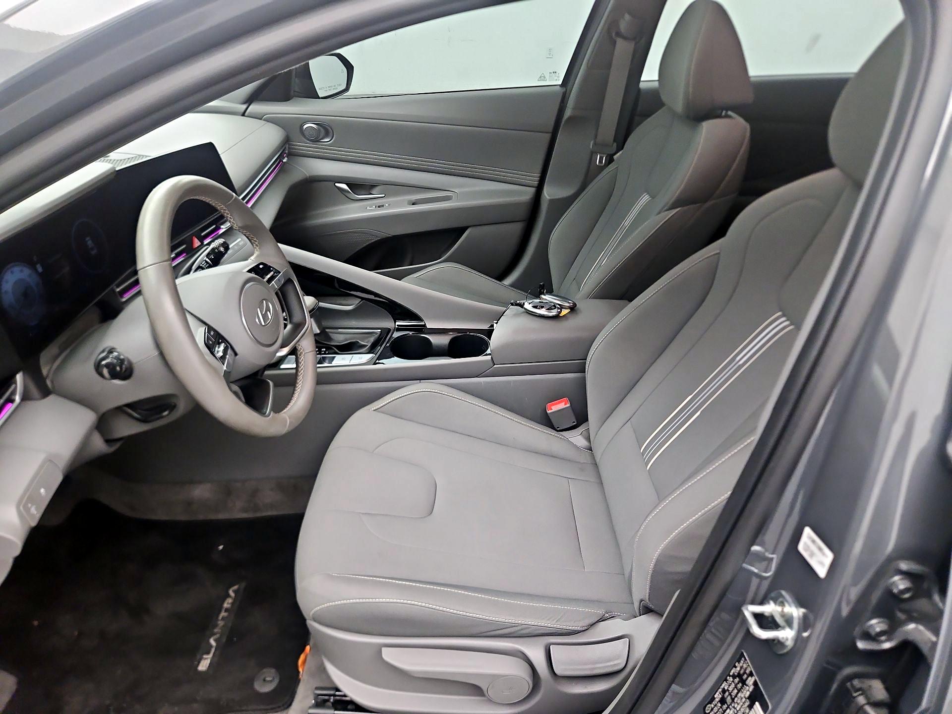 Thumbnail: 2024 Hyundai Elantra - 9
