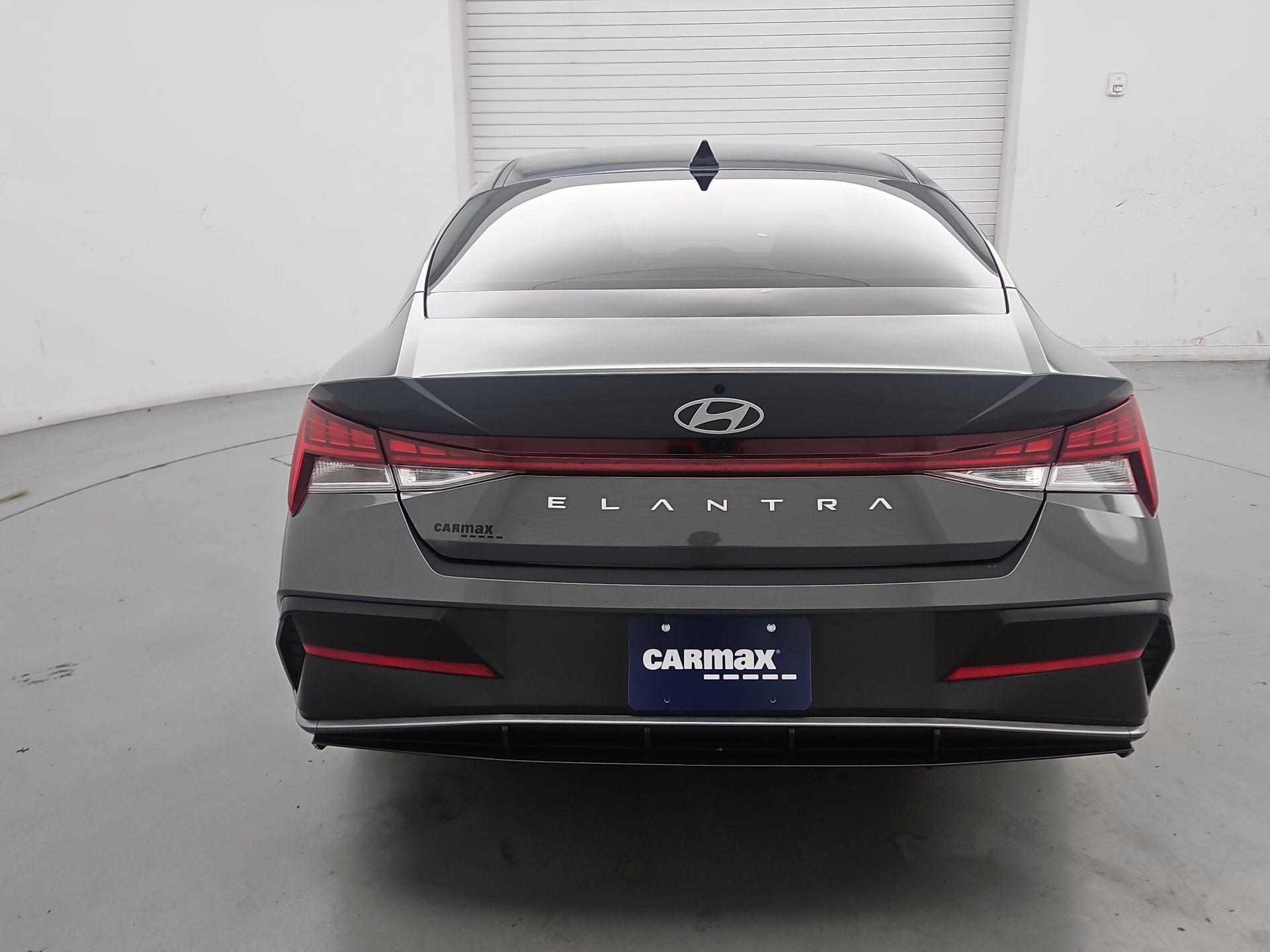 Thumbnail: 2024 Hyundai Elantra - 6