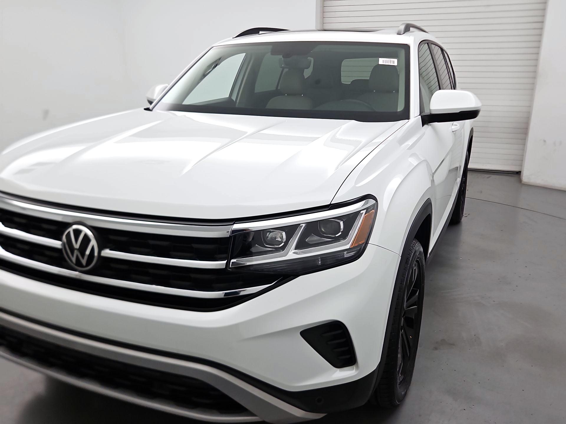 Thumbnail: 2022 Volkswagen Atlas - 3