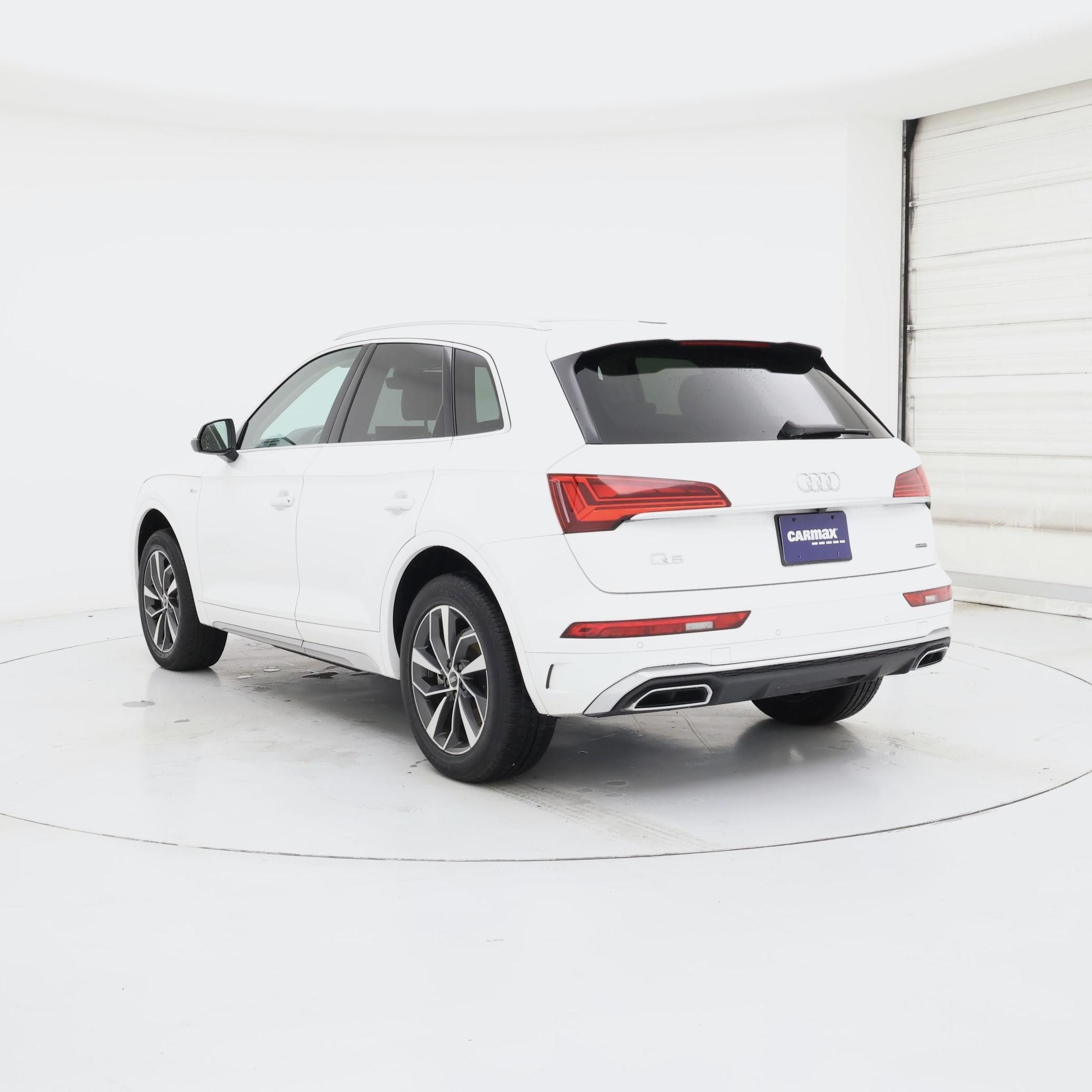 Thumbnail: 2023 Audi Q5 - 2