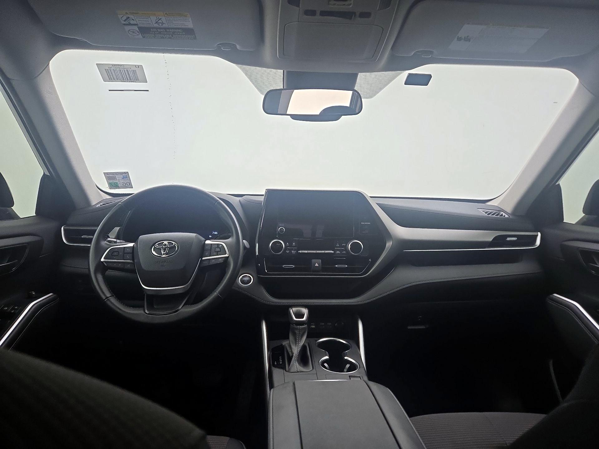 Thumbnail: 2024 Toyota Highlander - 9