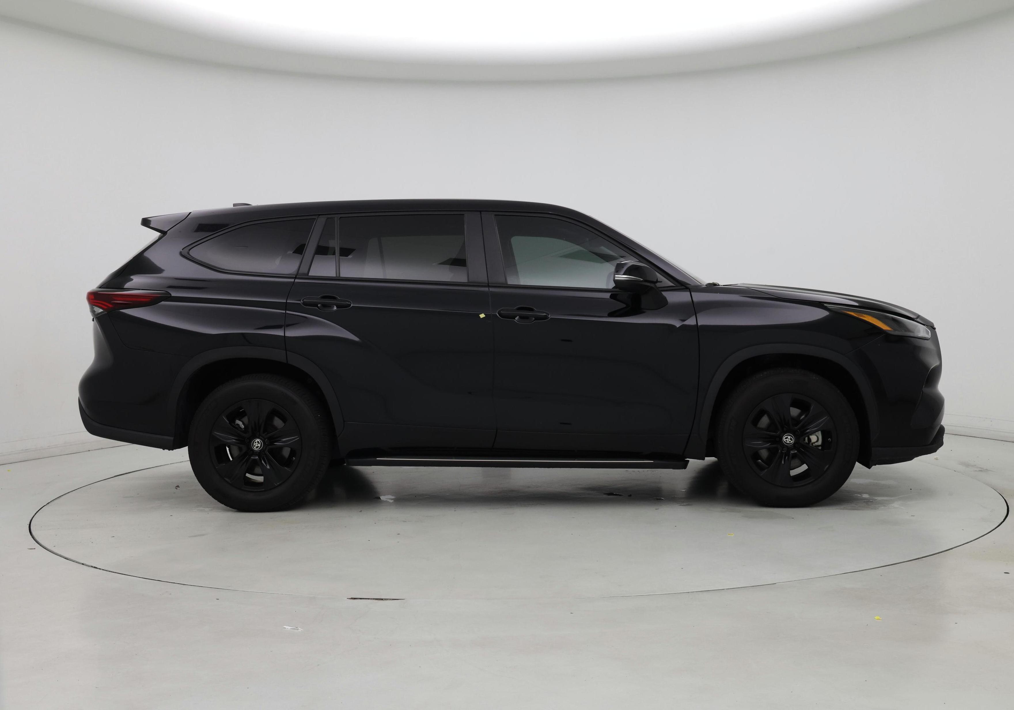 Thumbnail: 2024 Toyota Highlander - 7